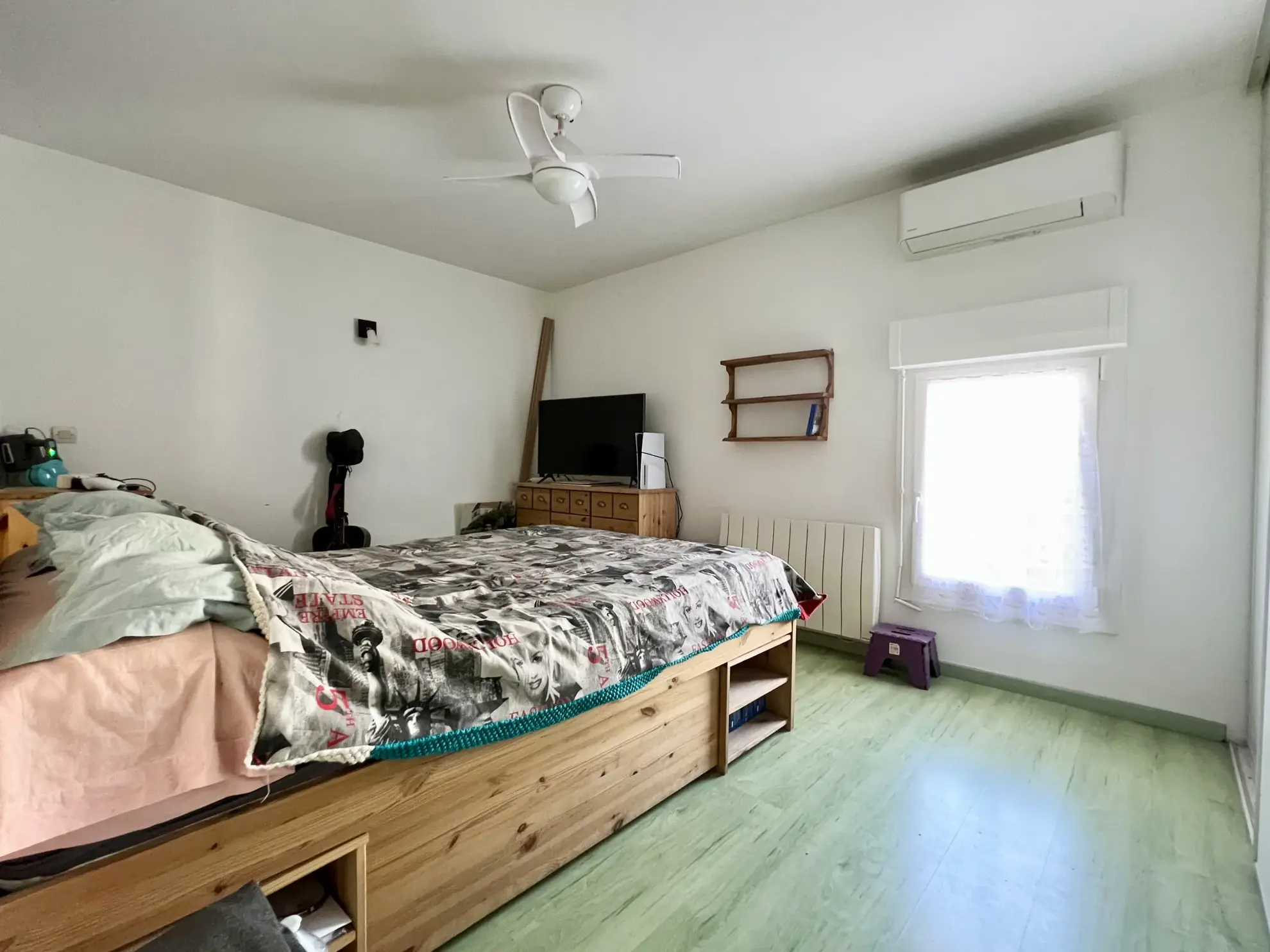 Maison de village rénovée de 150 m² à Aimargues, proximité des commodités 
