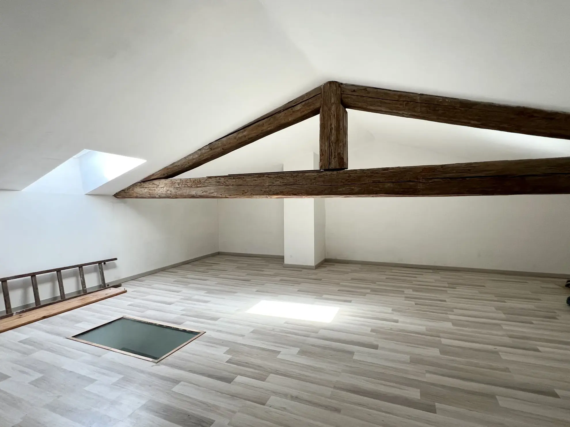 Maison de village rénovée de 150 m² à Aimargues, proximité des commodités 