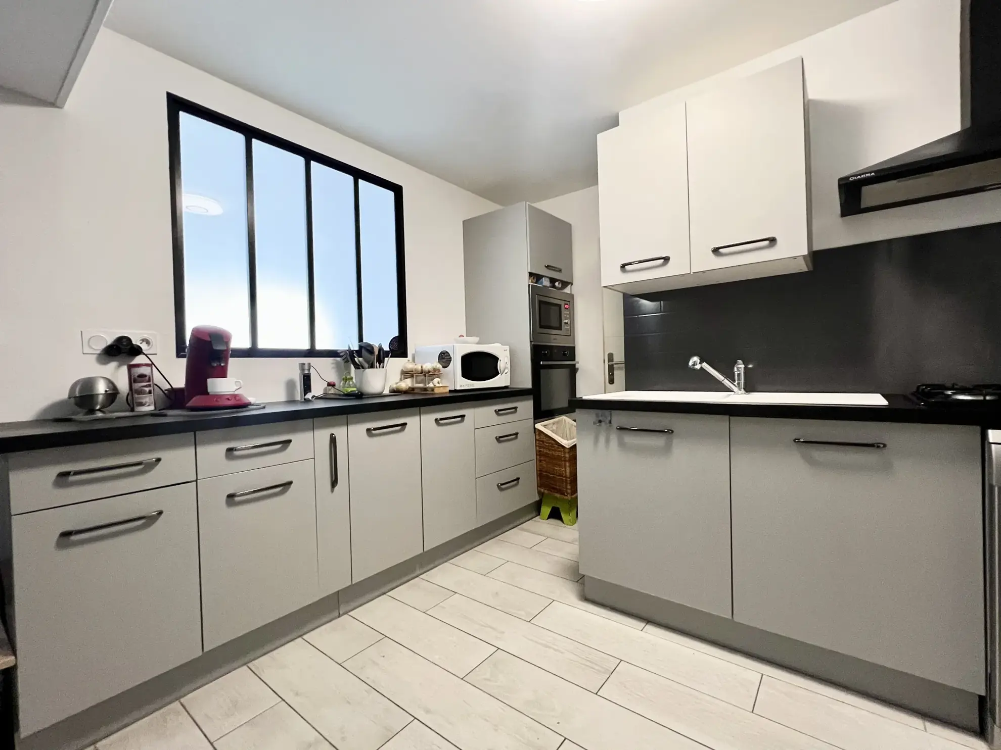 Maison de village rénovée de 150 m² à Aimargues, proximité des commodités 