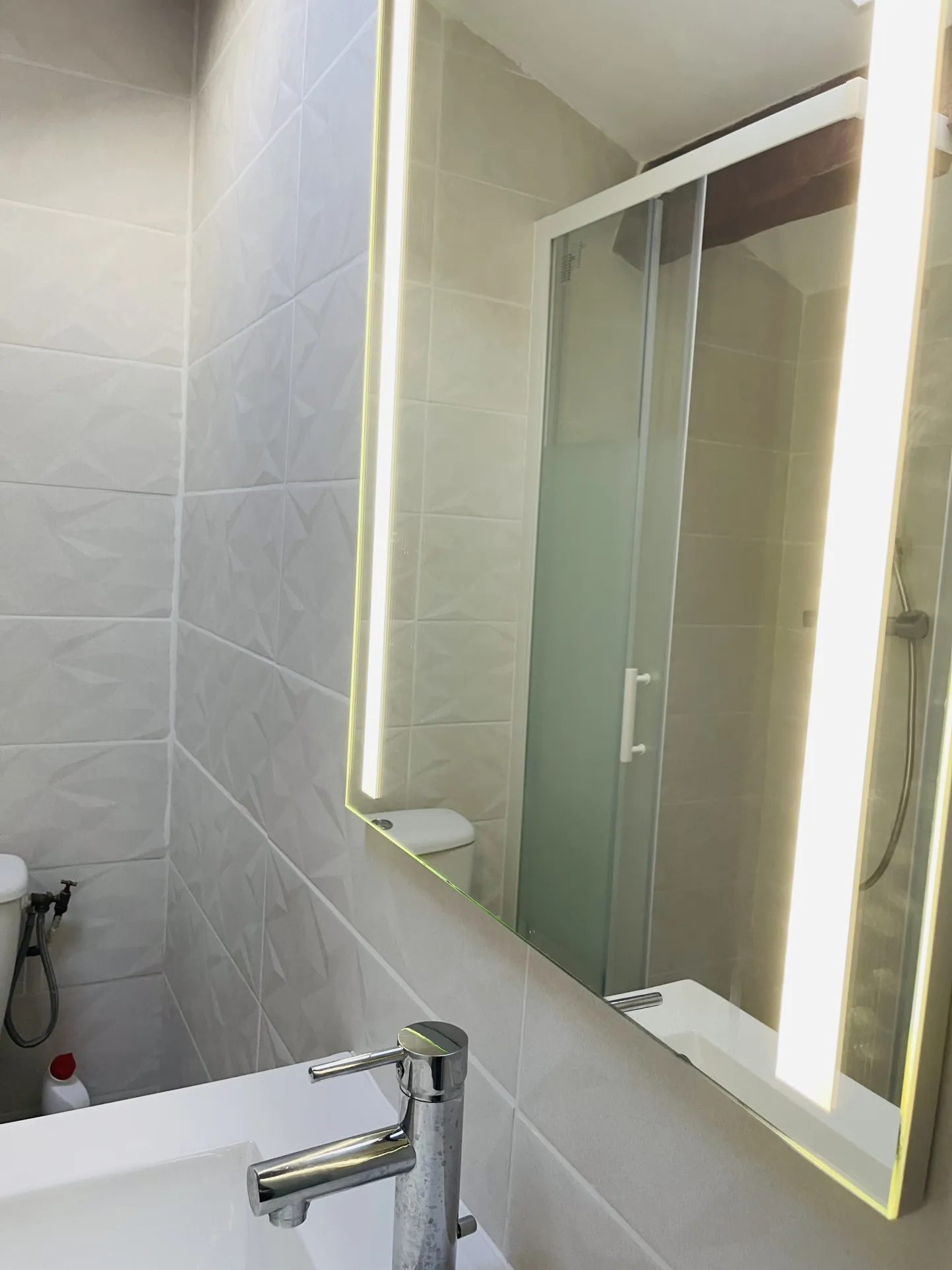 Charmante maison de 65 m² avec triple terrasse et vue mer à Saint Pierre la Mer 