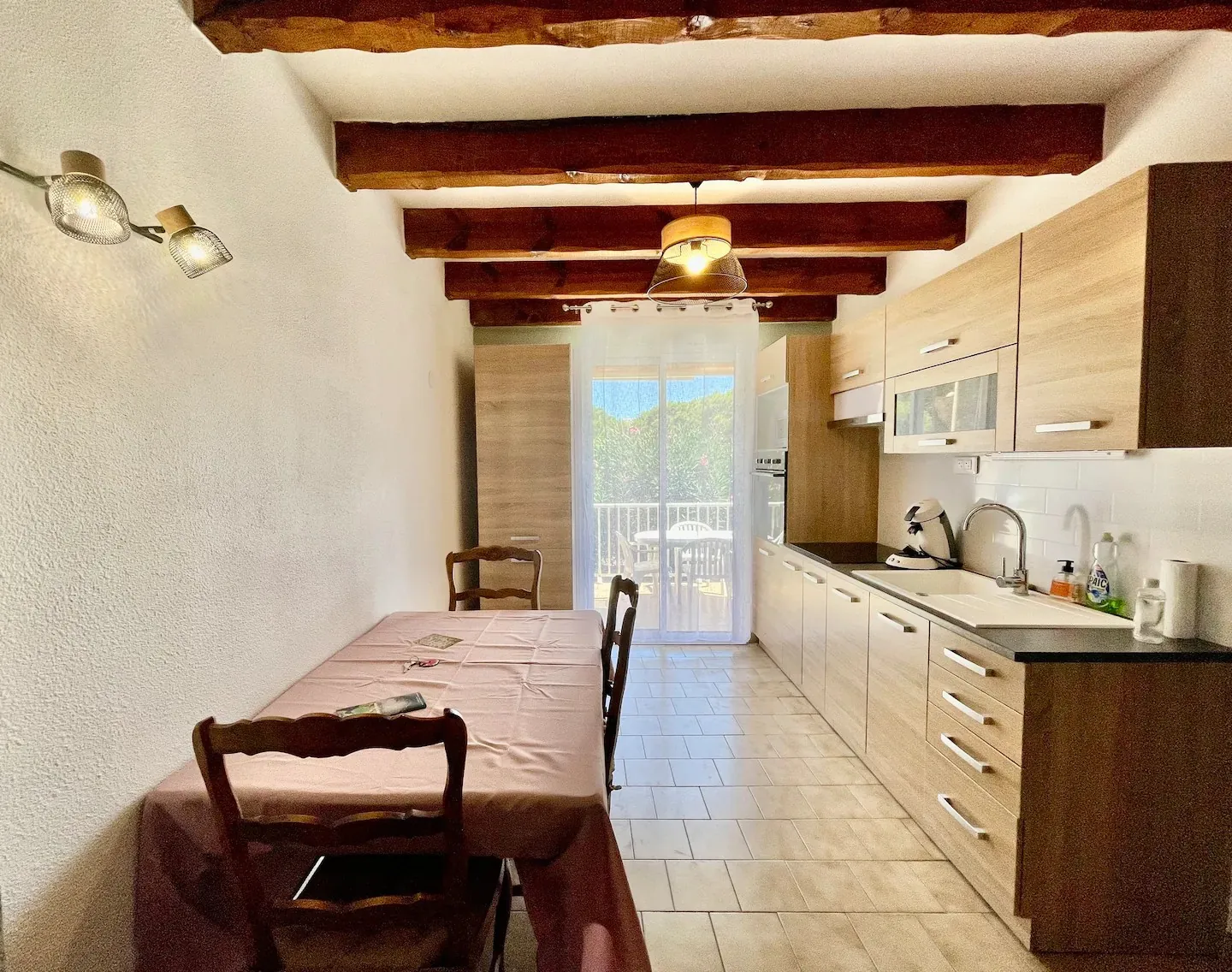 Charmante maison de 65 m² avec triple terrasse et vue mer à Saint Pierre la Mer 