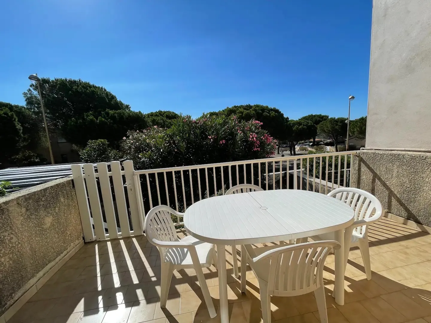 Charmante maison de 65 m² avec triple terrasse et vue mer à Saint Pierre la Mer 