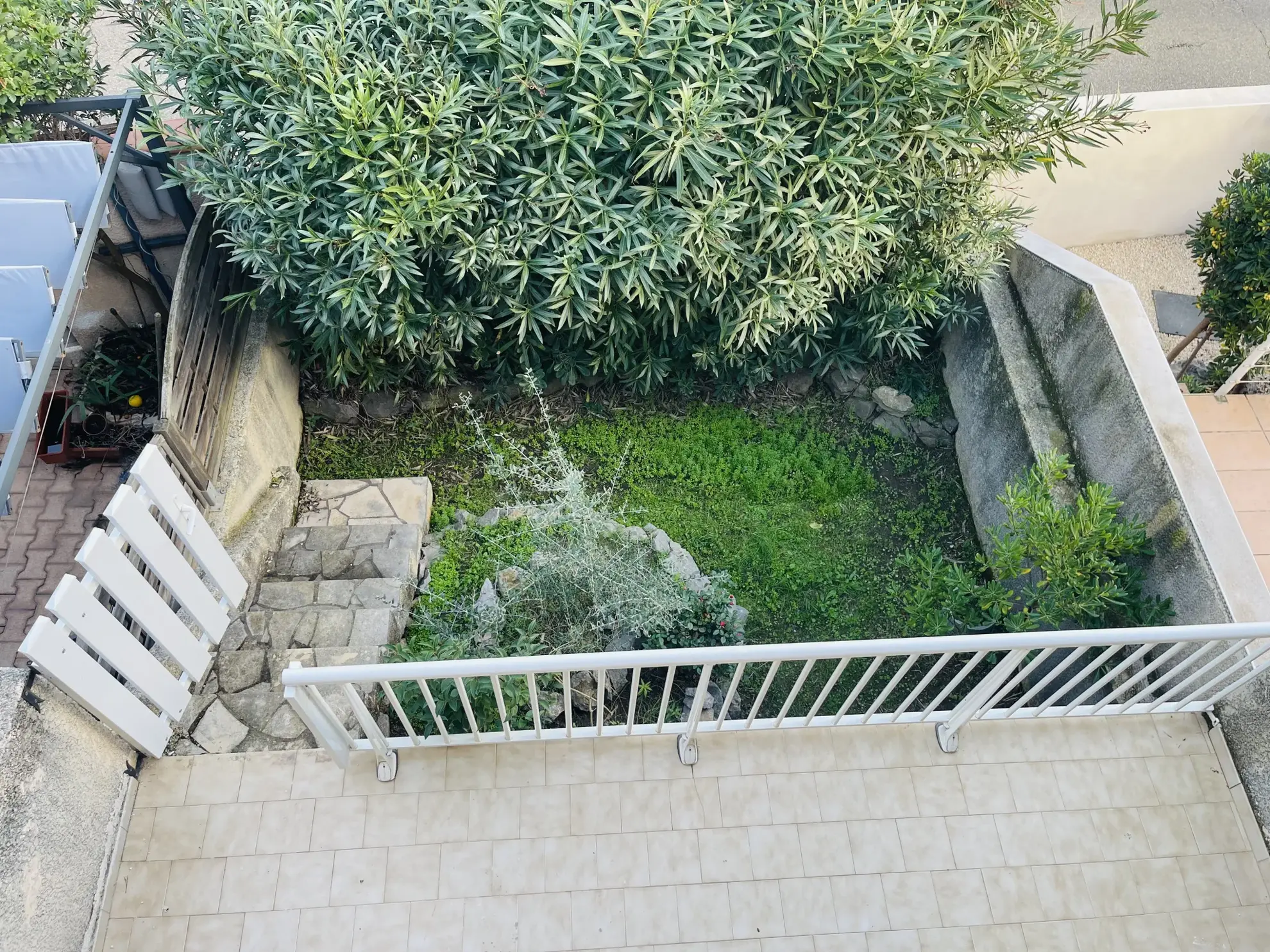 Charmante maison de 65 m² avec triple terrasse et vue mer à Saint Pierre la Mer 