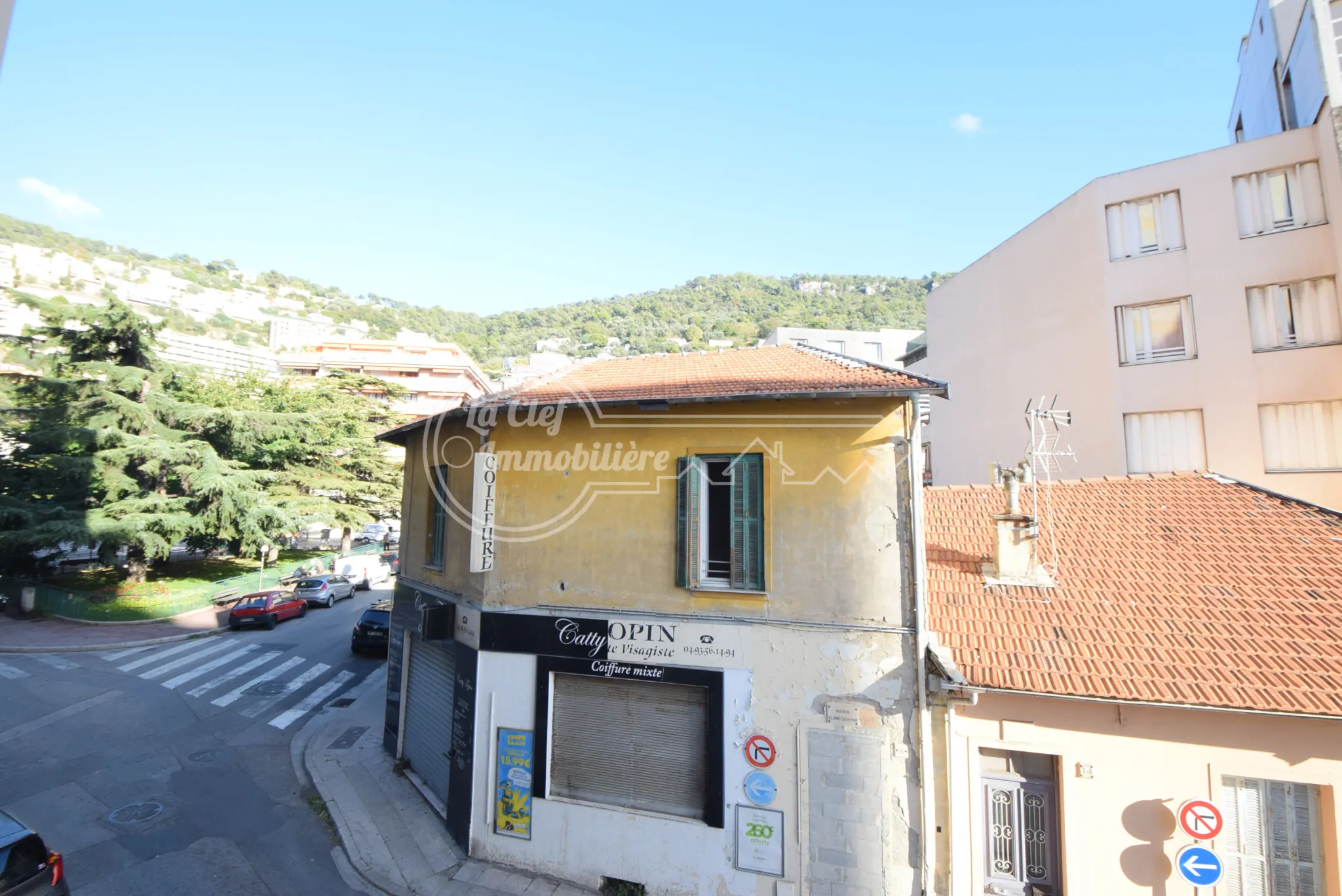 Grand appartement 3 pièces de 70 m² avec terrasses, cave et garage à Nice 