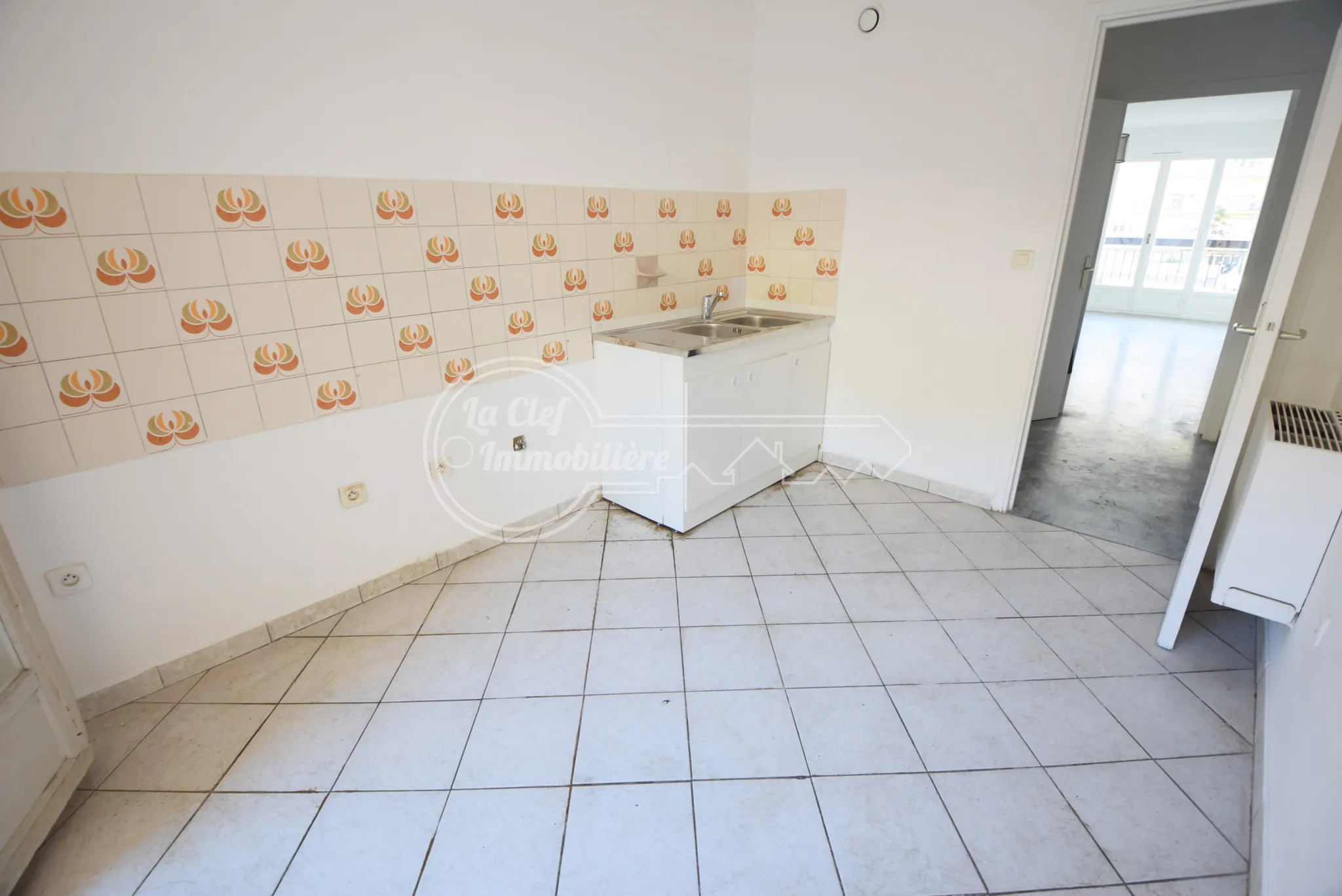 Grand appartement 3 pièces de 70 m² avec terrasses, cave et garage à Nice 