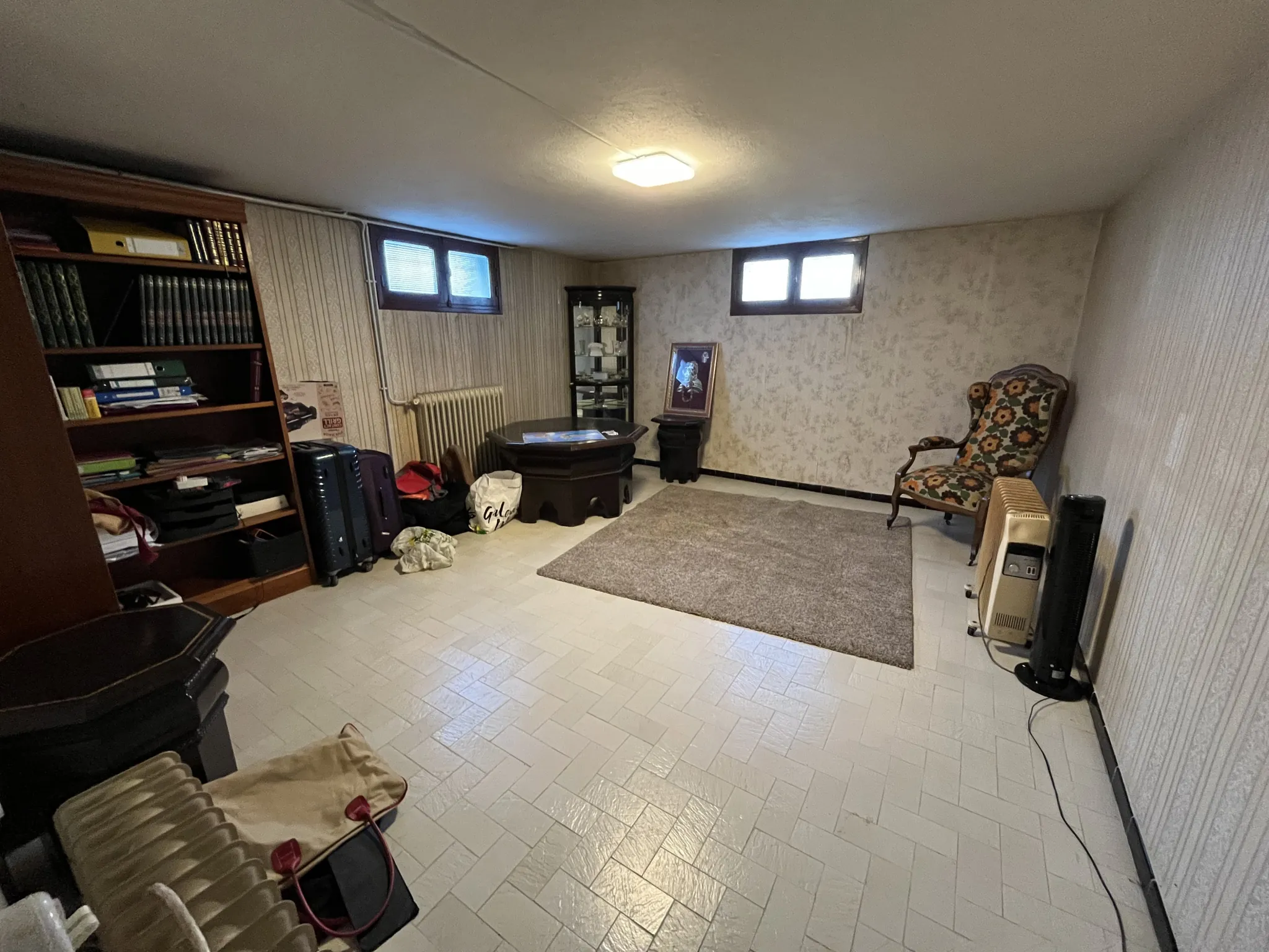 Villa de 128 m² avec garage et jardin à La Réole, proche commodités 