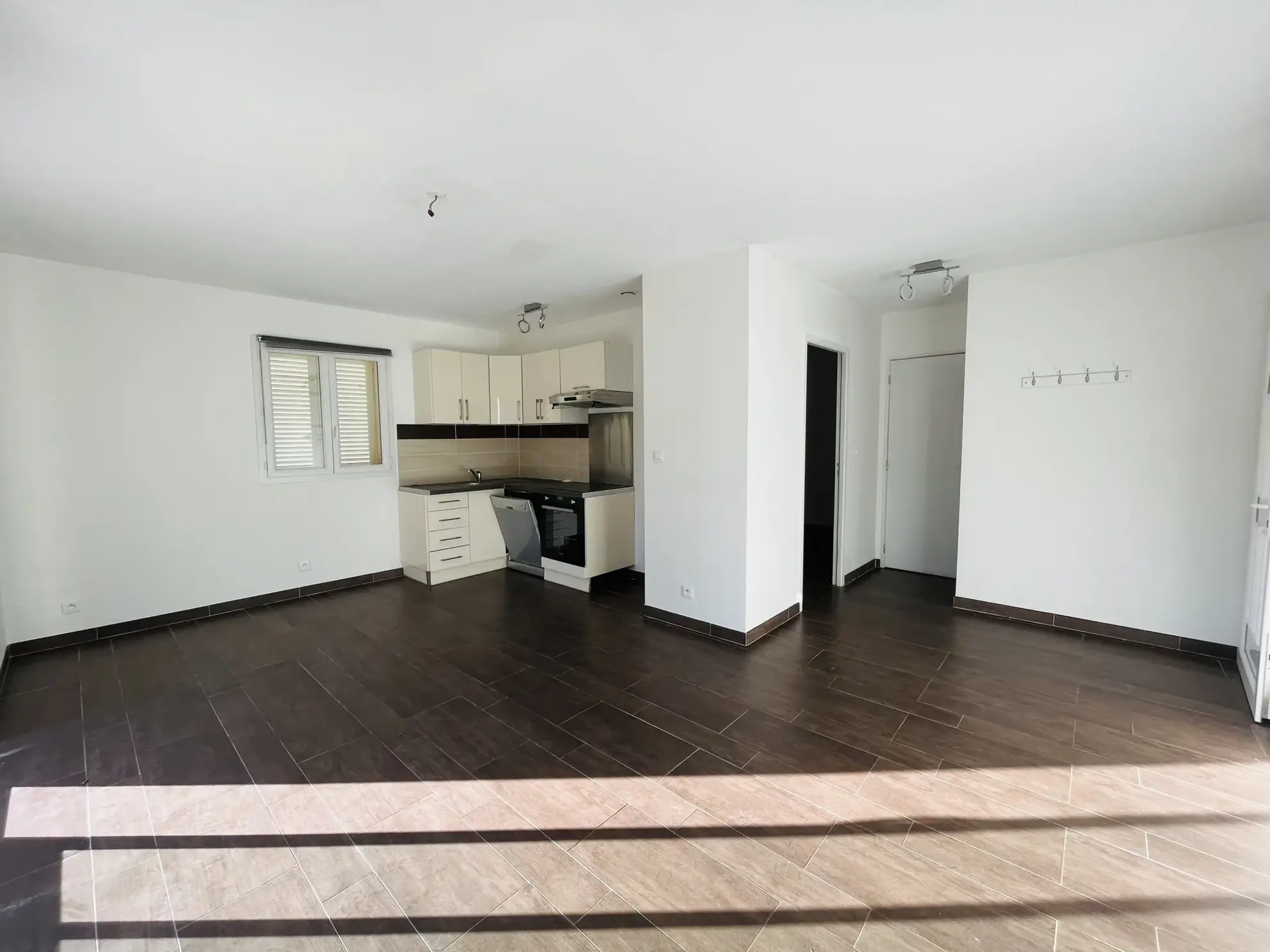 Charmant appartement T2 à Oletta avec terrasse et équipements modernes