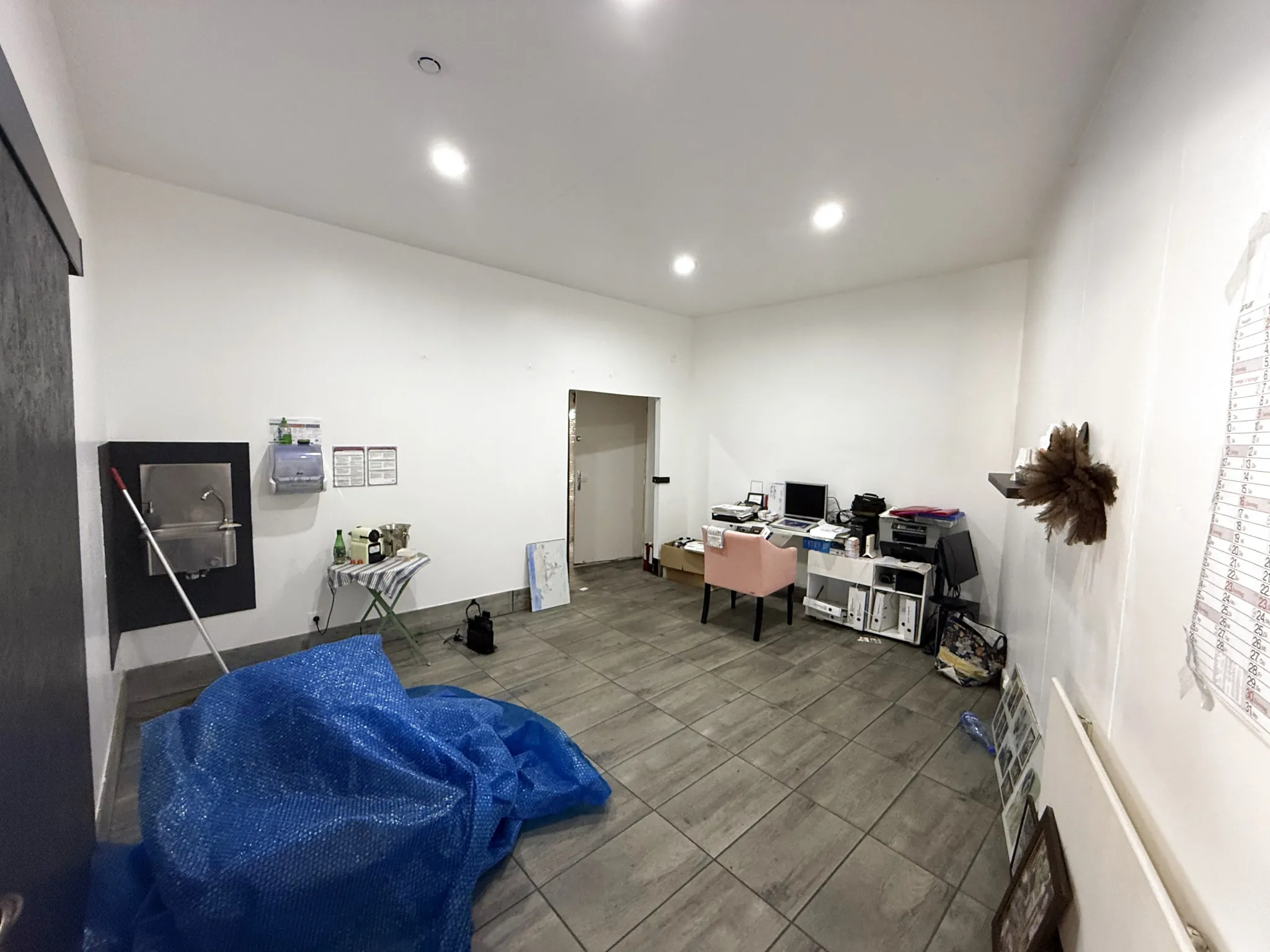 Appartement de 87 m² avec local commercial à vendre au cœur de Lesneven 