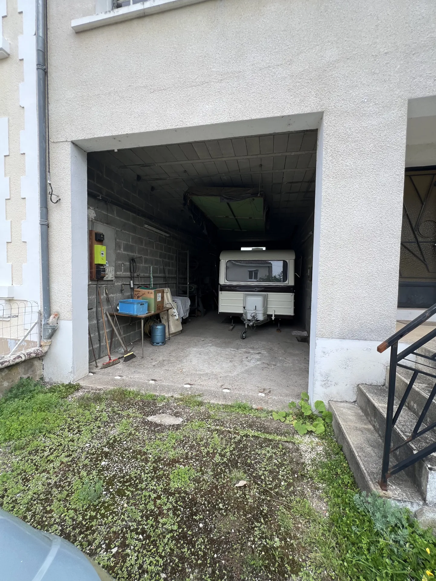 Maison à Boulazac avec garage pour camping-car, jardin et proche centre-ville 