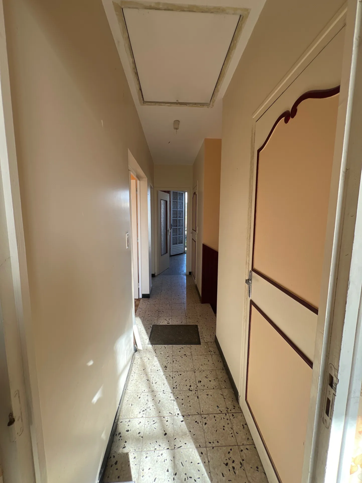 Maison à Boulazac avec garage pour camping-car, jardin et proche centre-ville 