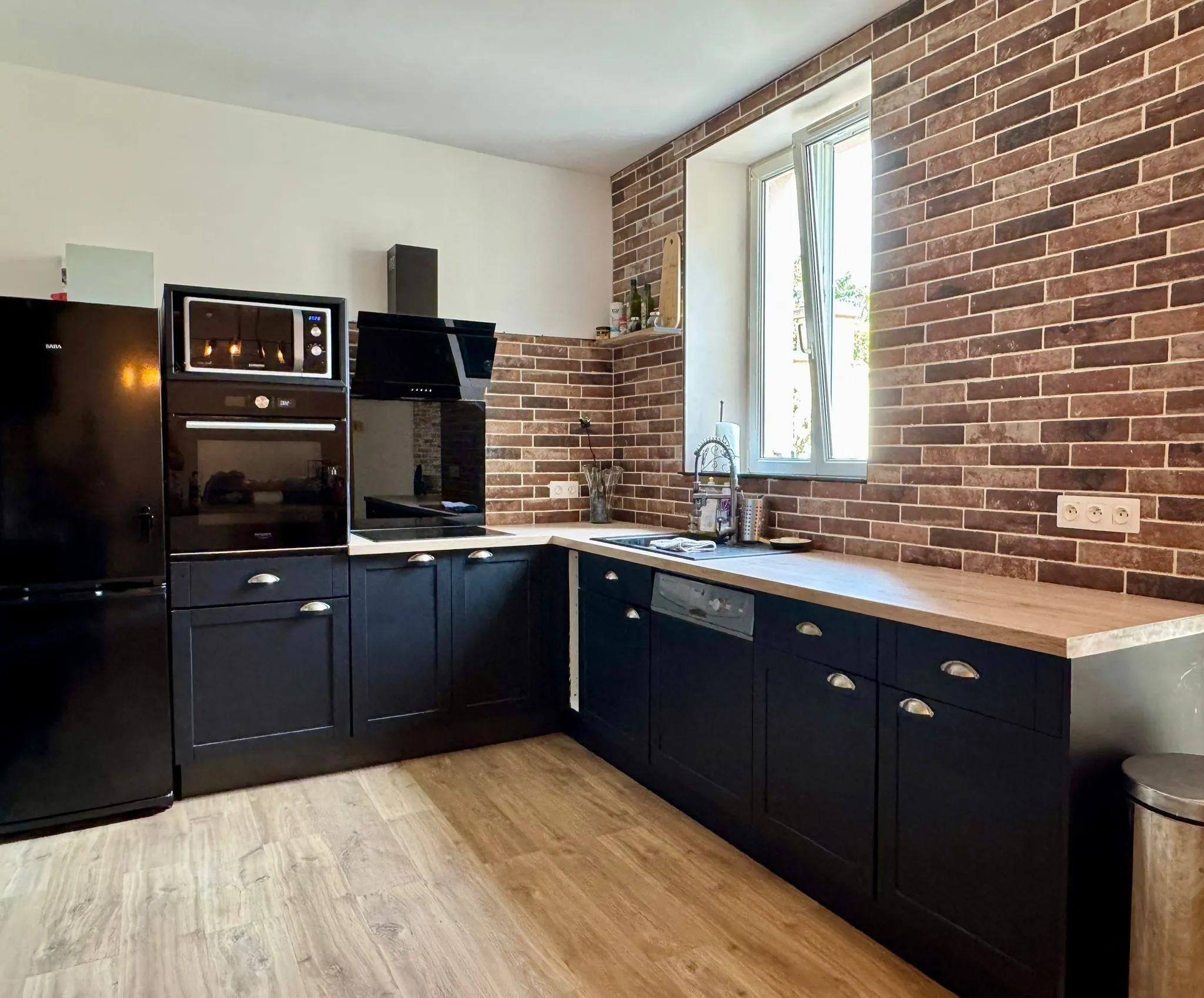 Maison à Bourg-de-Péage de 75 m² avec dépendance et jardin clos 