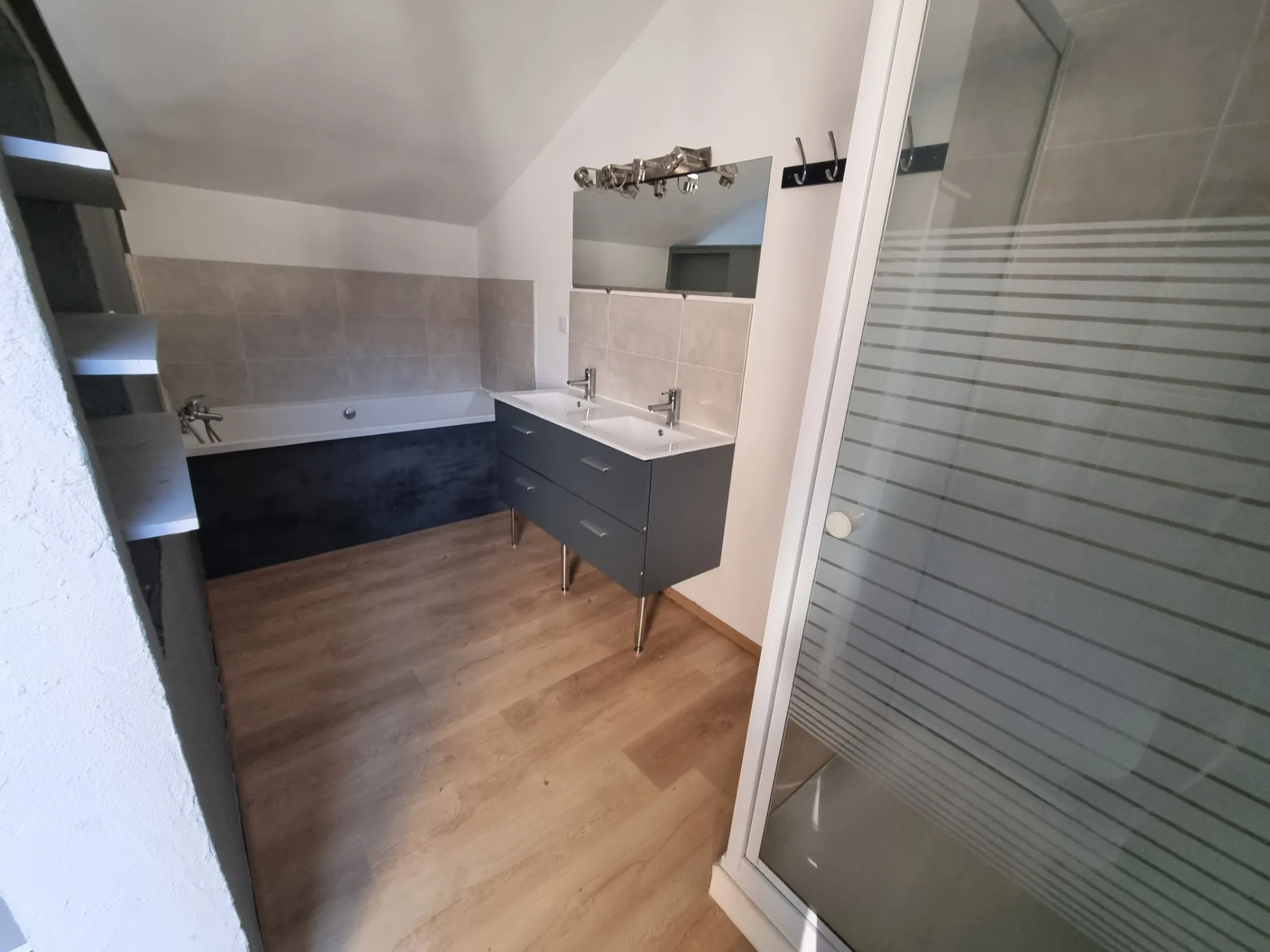 Maison loft de 163 m² avec garage et patio à Boulogne-sur-Mer 