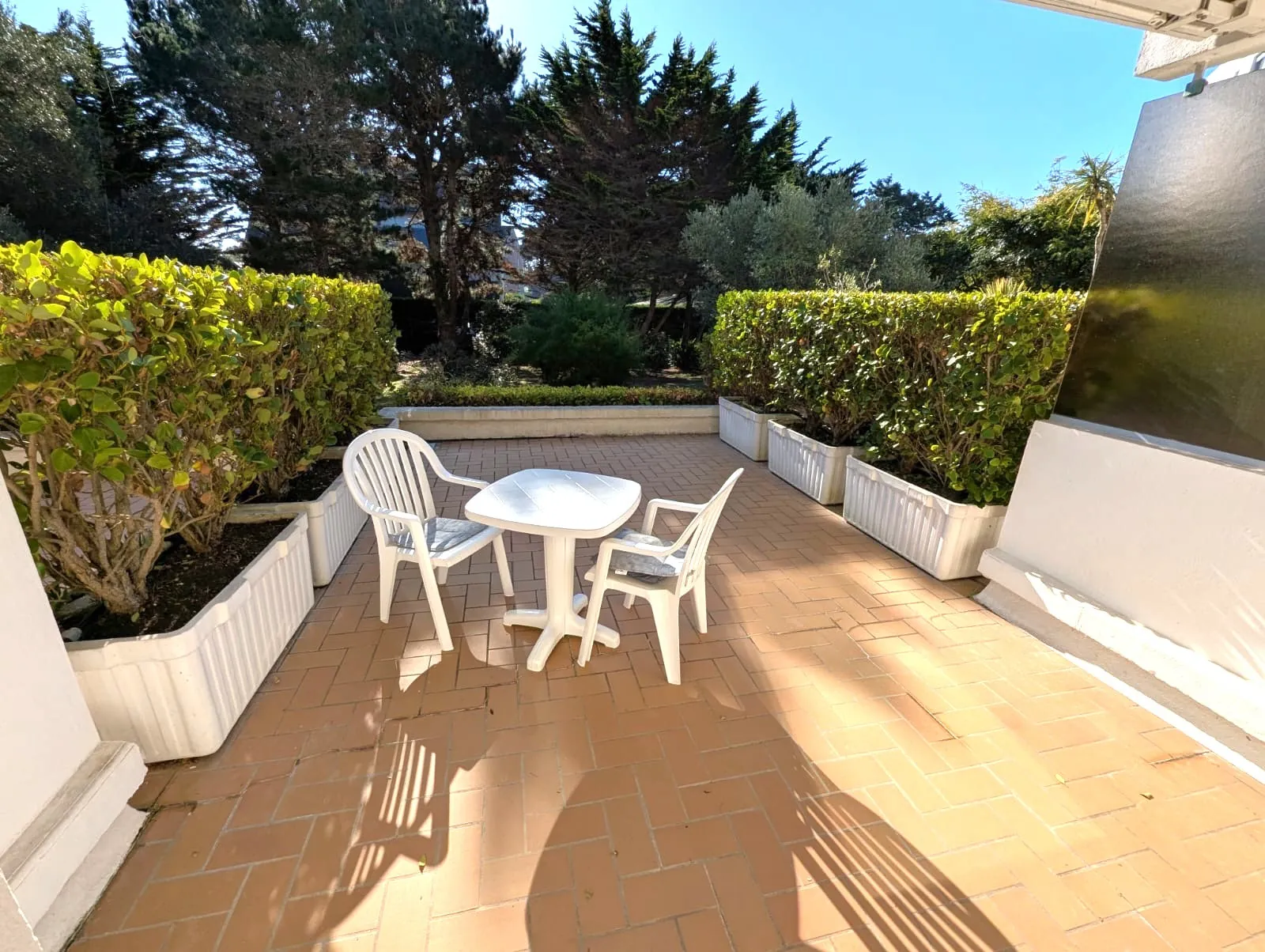 Studio lumineux avec grande terrasse plein sud à Quiberon