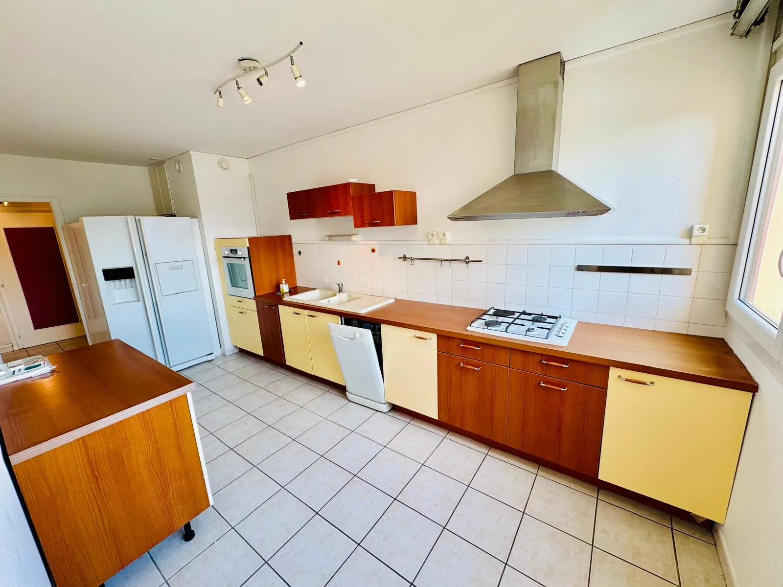 À vendre appartement T4 de 105 m² à Grenoble avec terrasse et vue panoramique 