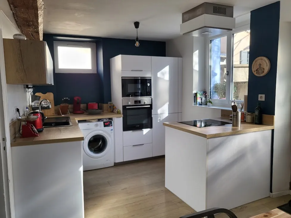 Maison de 88 m² avec garage et jardin à Romagnat, centre bourg