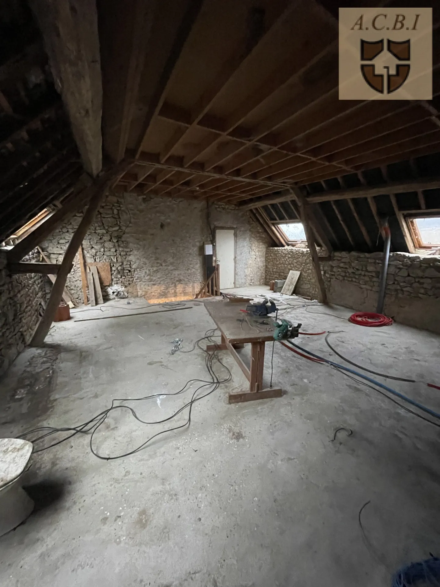 Maison de plain-pied à Cloyes-sur-le-Loir — 3 pièces, 2 chambres, 616 m² 