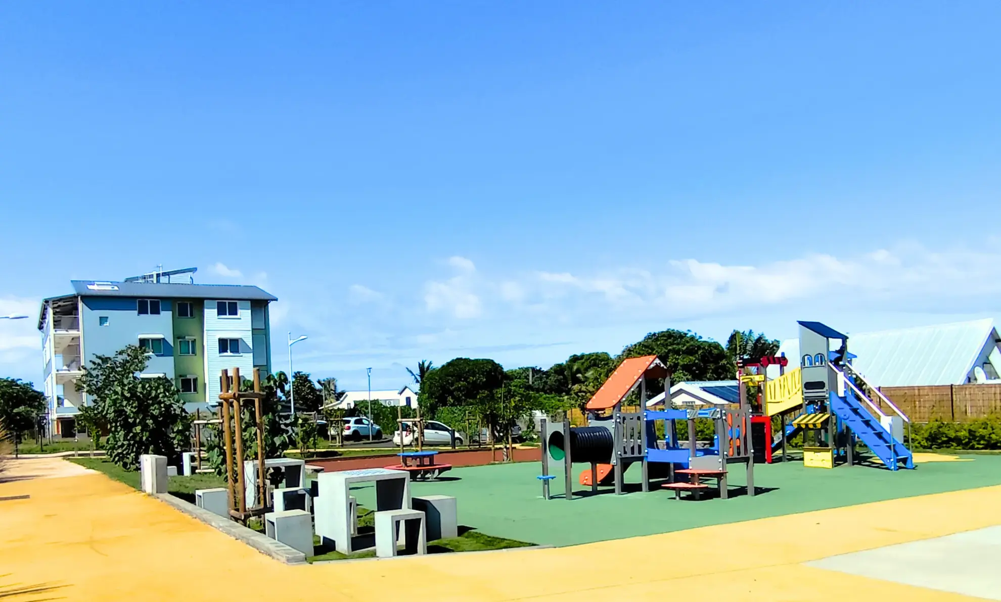 Terrain constructible de 467 m² à Saint-Pierre, secteur Grands Bois 