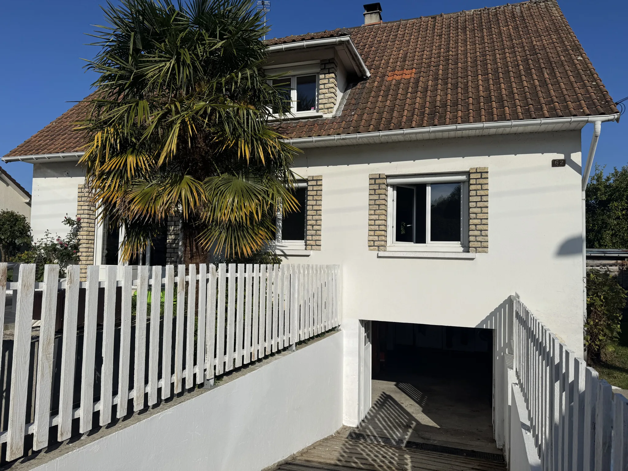 Belle maison de 7 pièces de 134 m² à Pont-Audemer avec jardin 