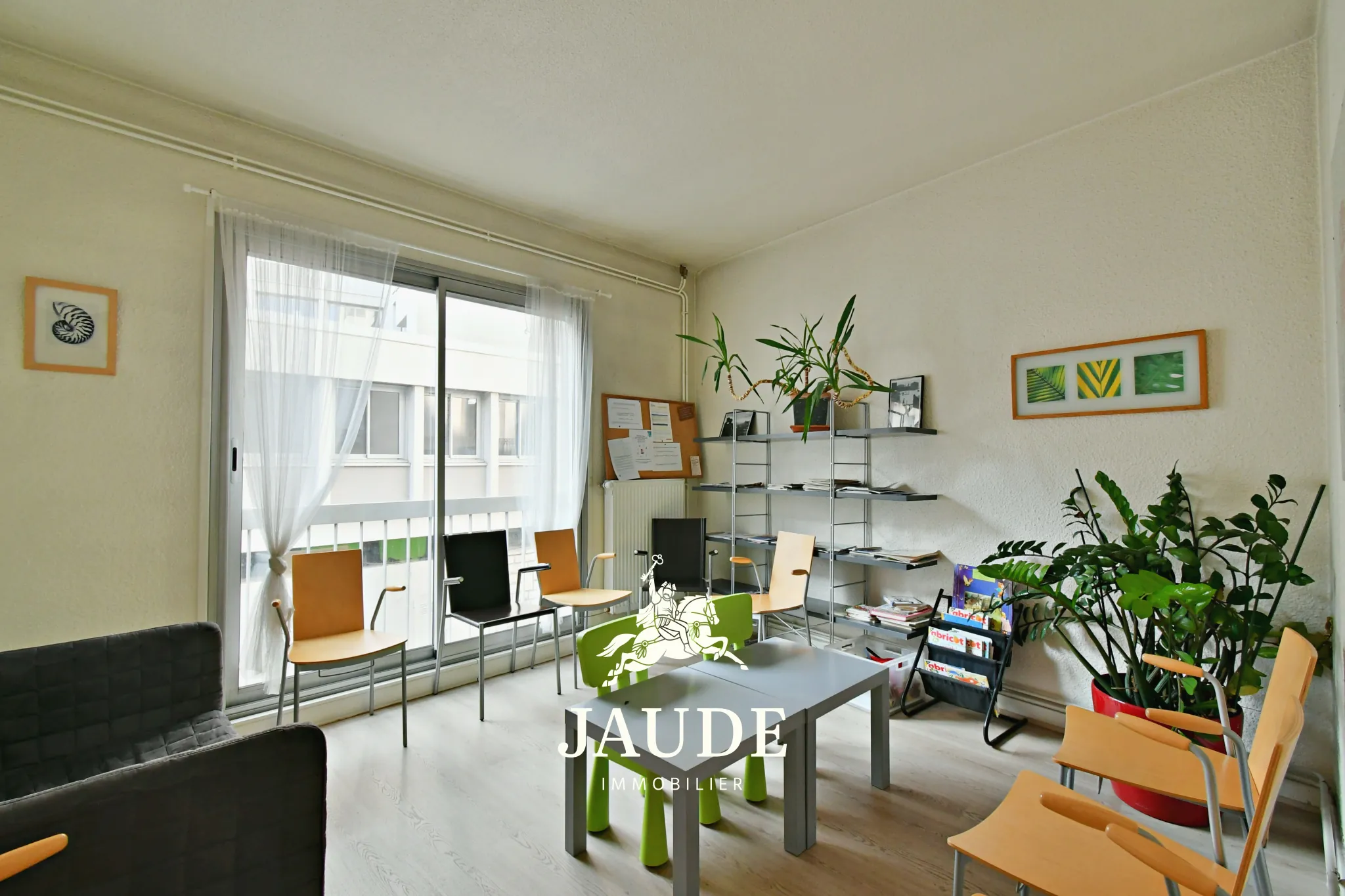 Grand plateau à transformer en appartement dans le centre de Clermont-Ferrand, quartier Blatin