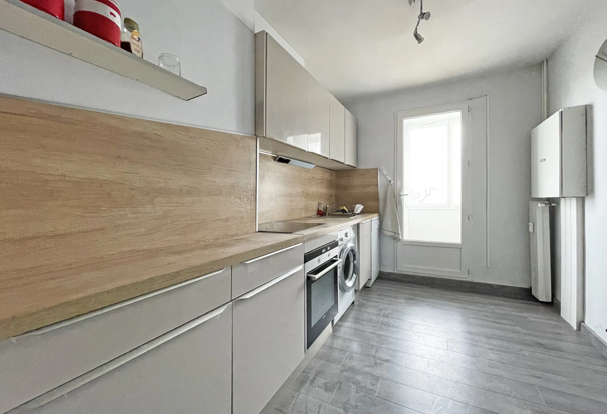 Appartement rénové à Nîmes avec rendement brut de 10 % pour investissement locatif