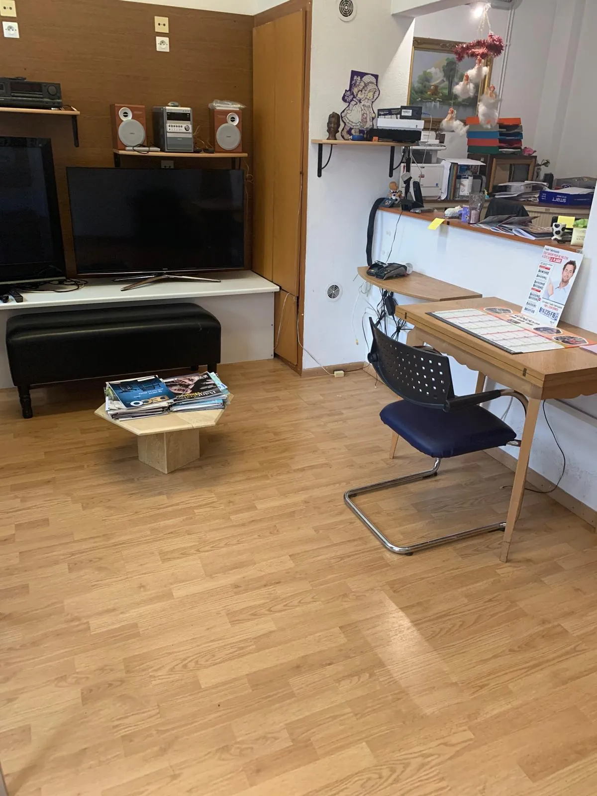 Local commercial de 89 m² à Saint-Louis, proche gare et parking privé 