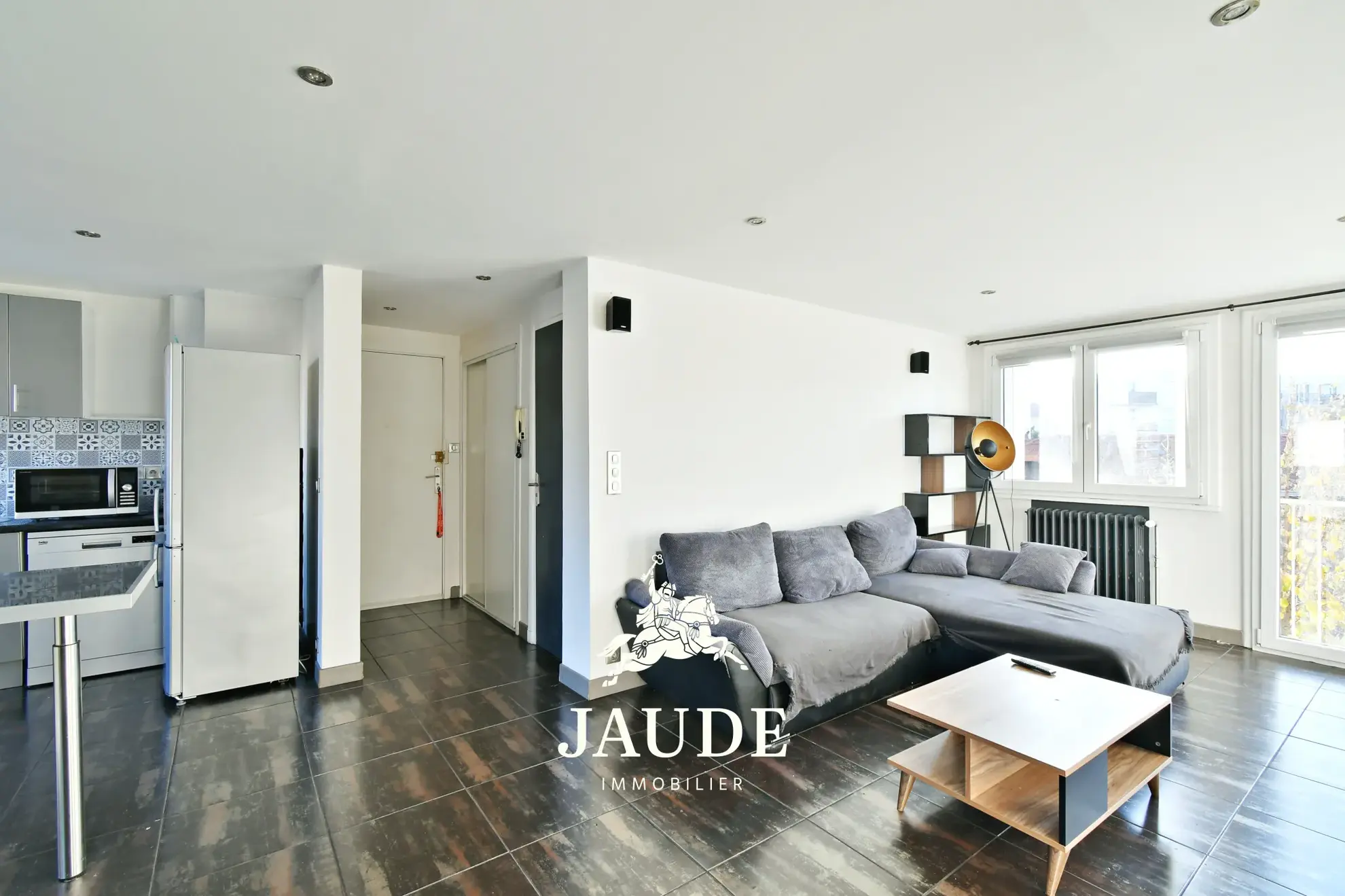 Appartement traversant de 62 m² avec balcon-loggia à Clermont-Ferrand dans le quartier Anatole France 