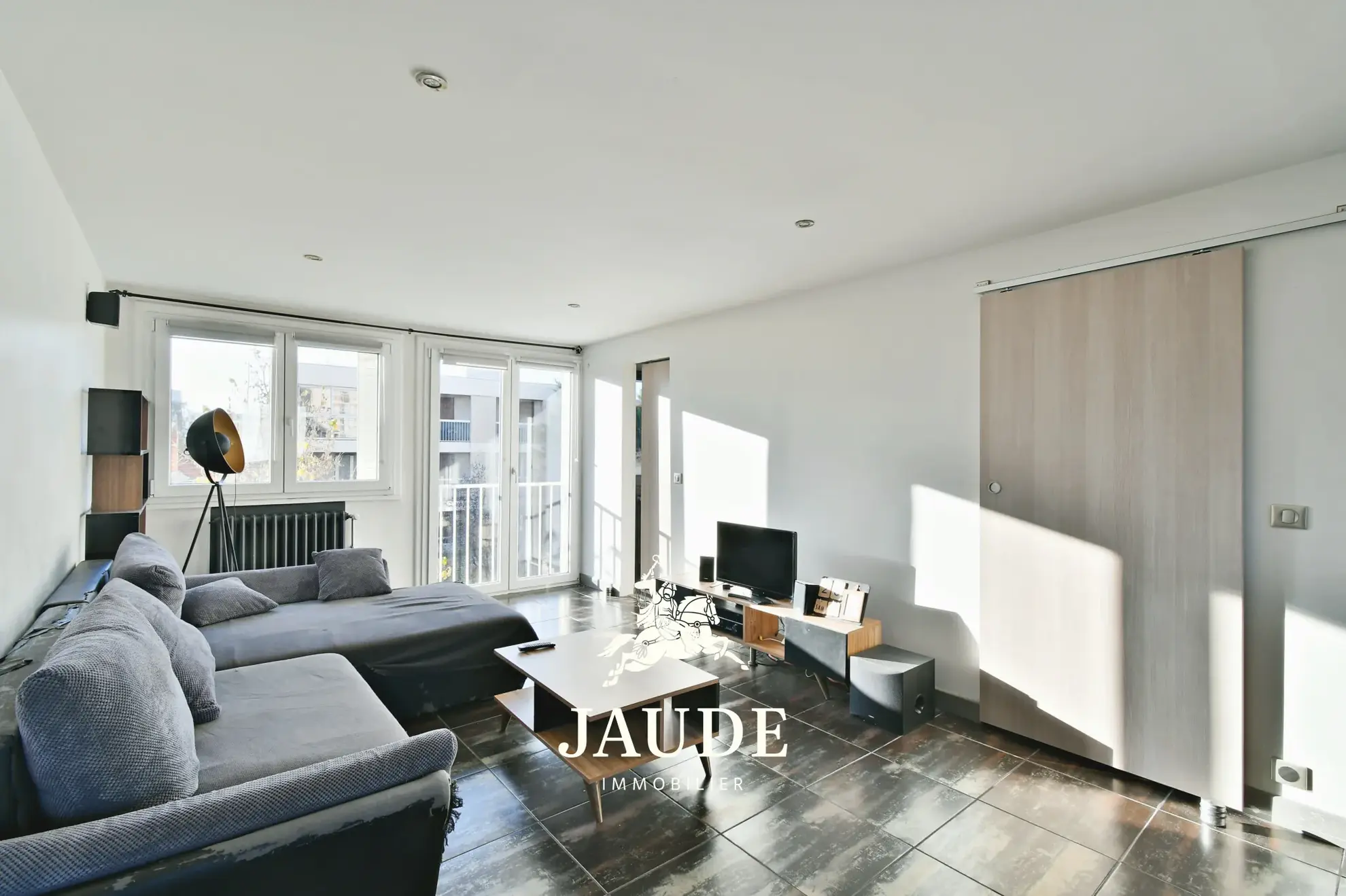Appartement traversant de 62 m² avec balcon-loggia à Clermont-Ferrand dans le quartier Anatole France 
