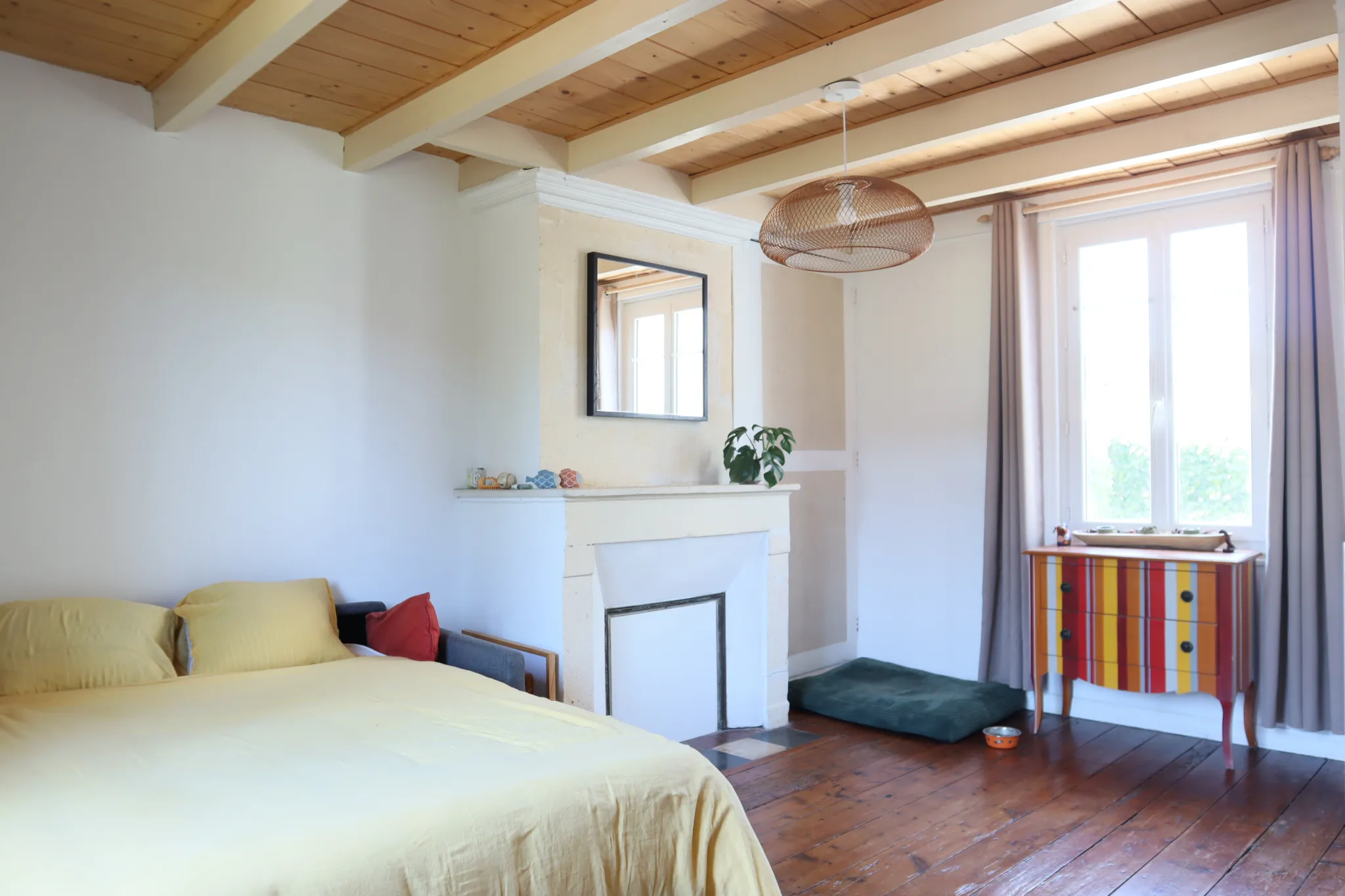 Belle maison familiale avec jardin et accès au canal à Cognac en vente 