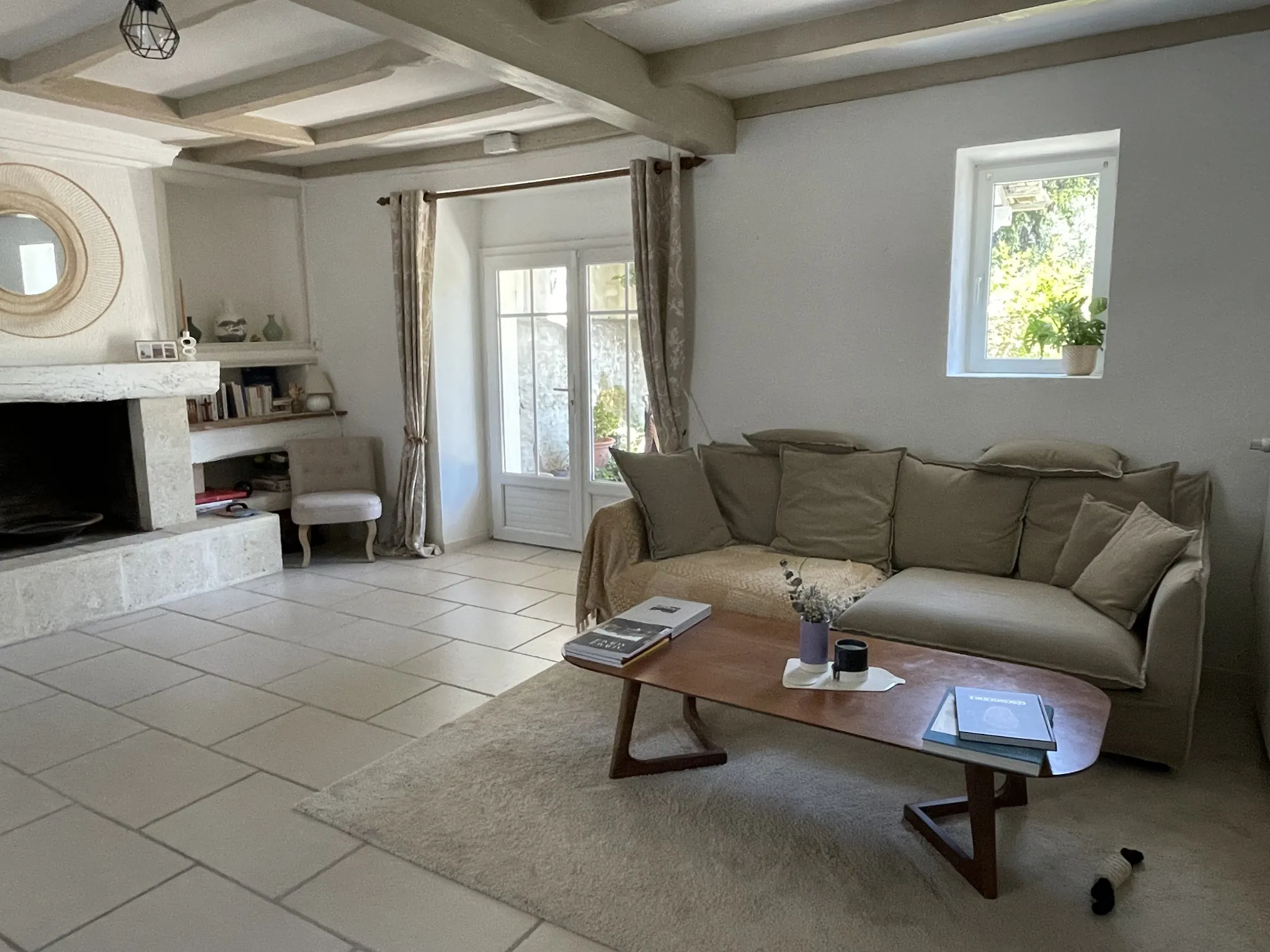 Belle maison familiale avec jardin et accès au canal à Cognac en vente 