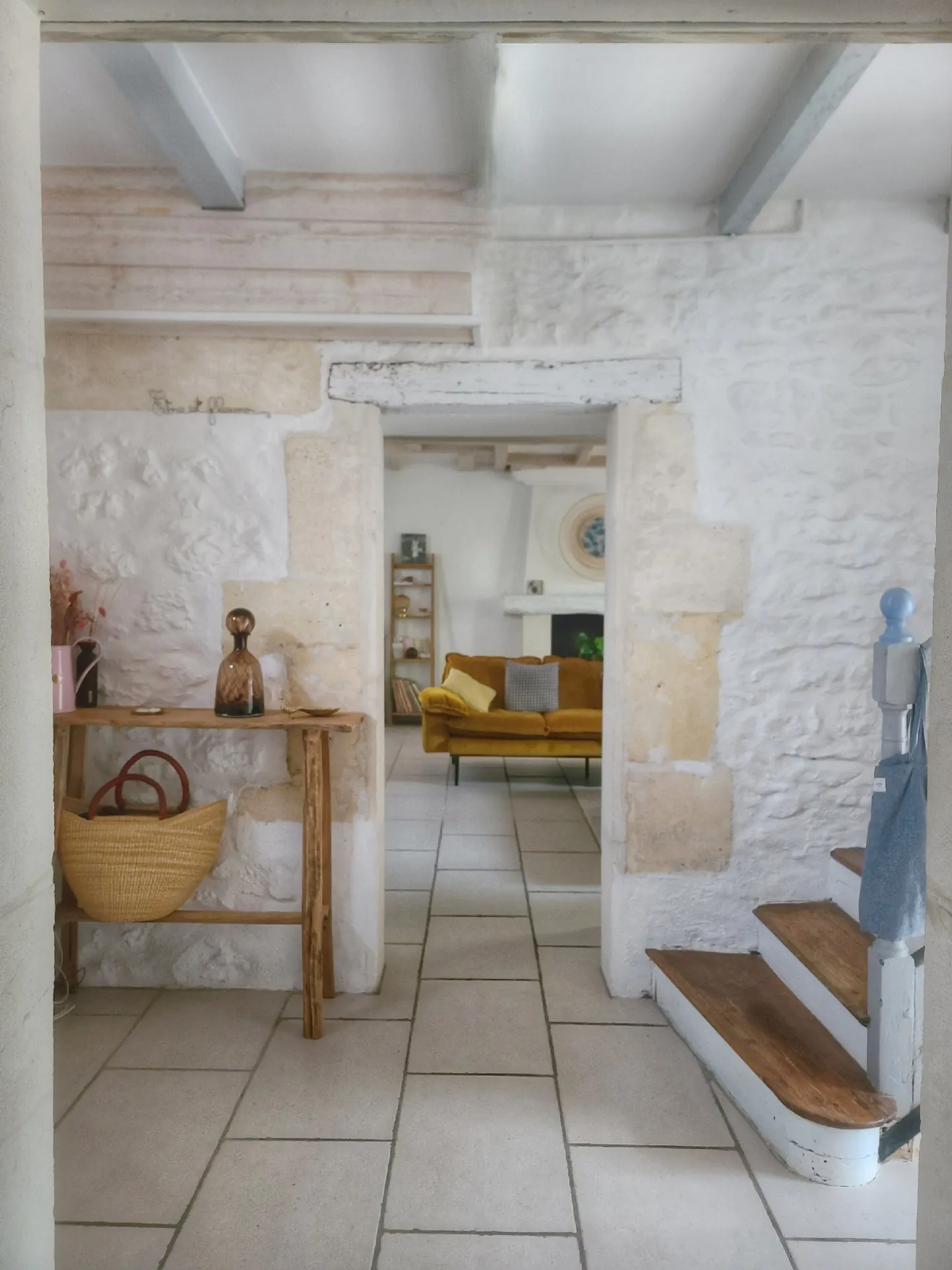 Belle maison familiale avec jardin et accès au canal à Cognac en vente 