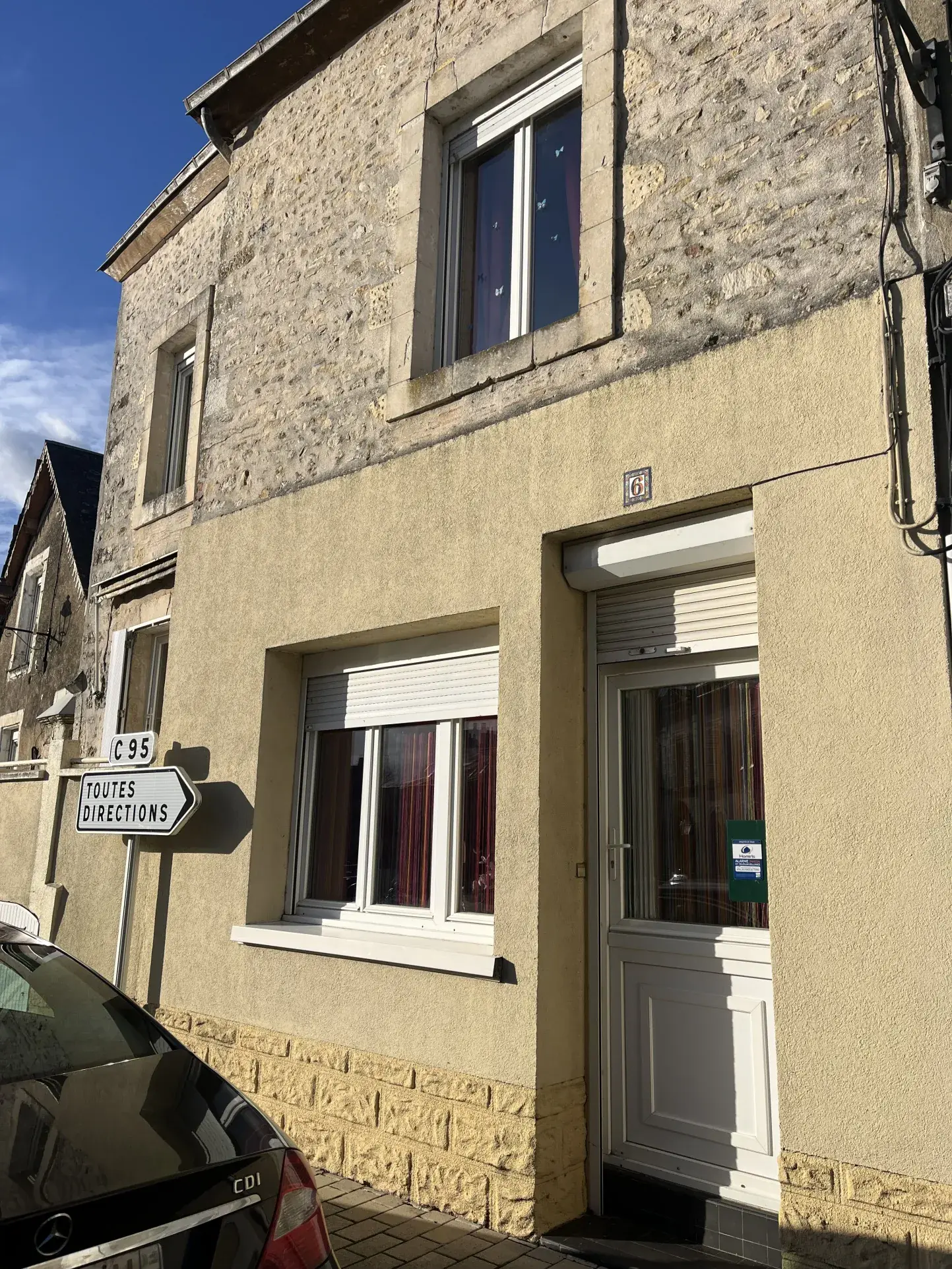 Maison à vendre à Loué avec grand potentiel de rénovation