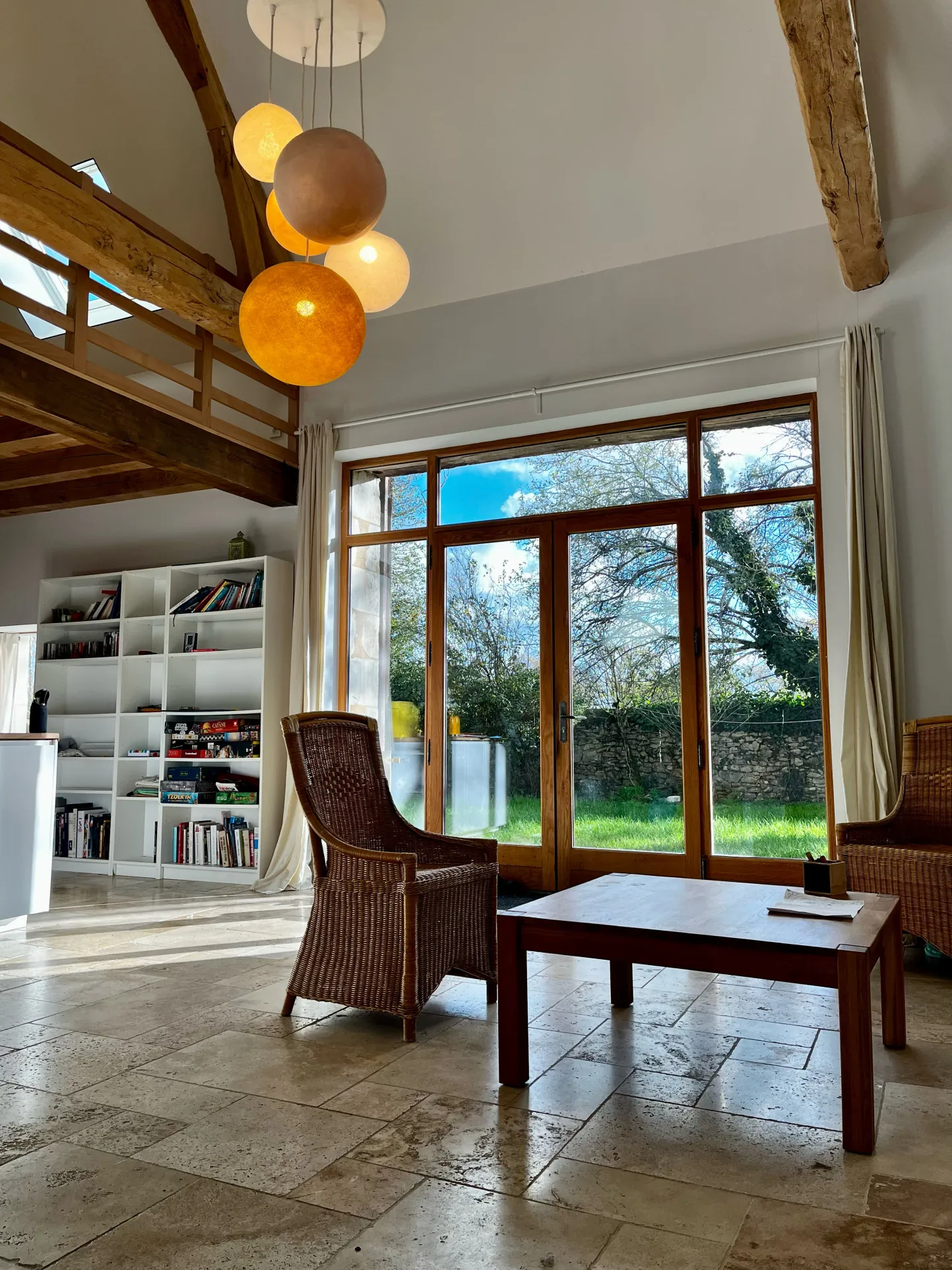 Magnifique propriété équestre rénovée avec terrain de 2,5 hectares près de Loches, Le Blanc et La Roche Posay 