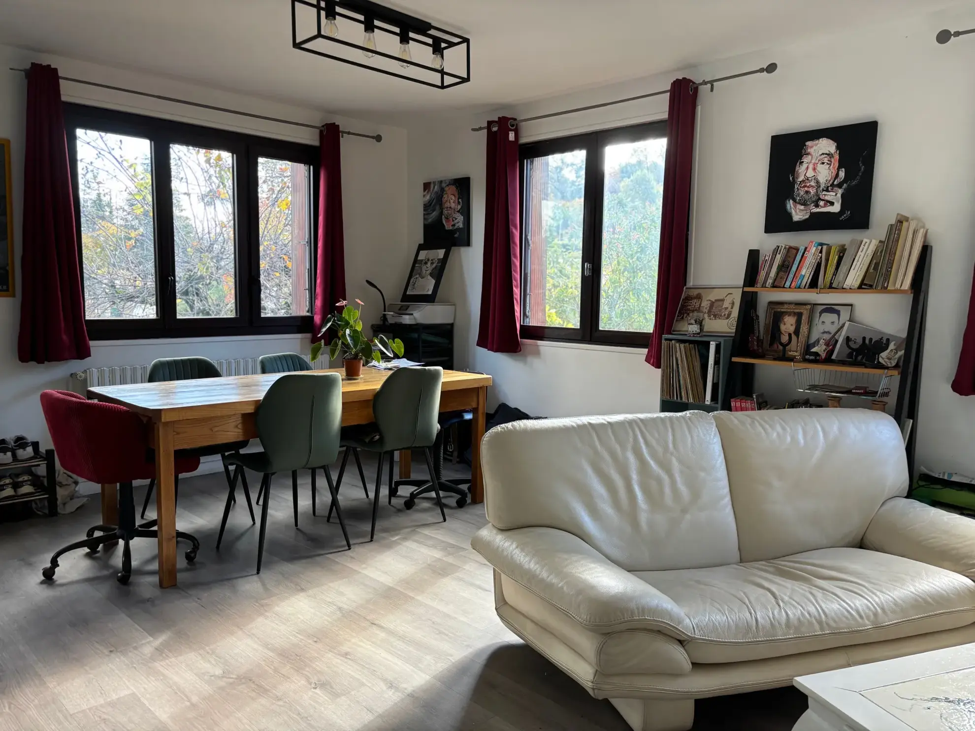 Belle maison familiale de 118 m² à Saint-Étienne Bel Air avec jardin et garage 