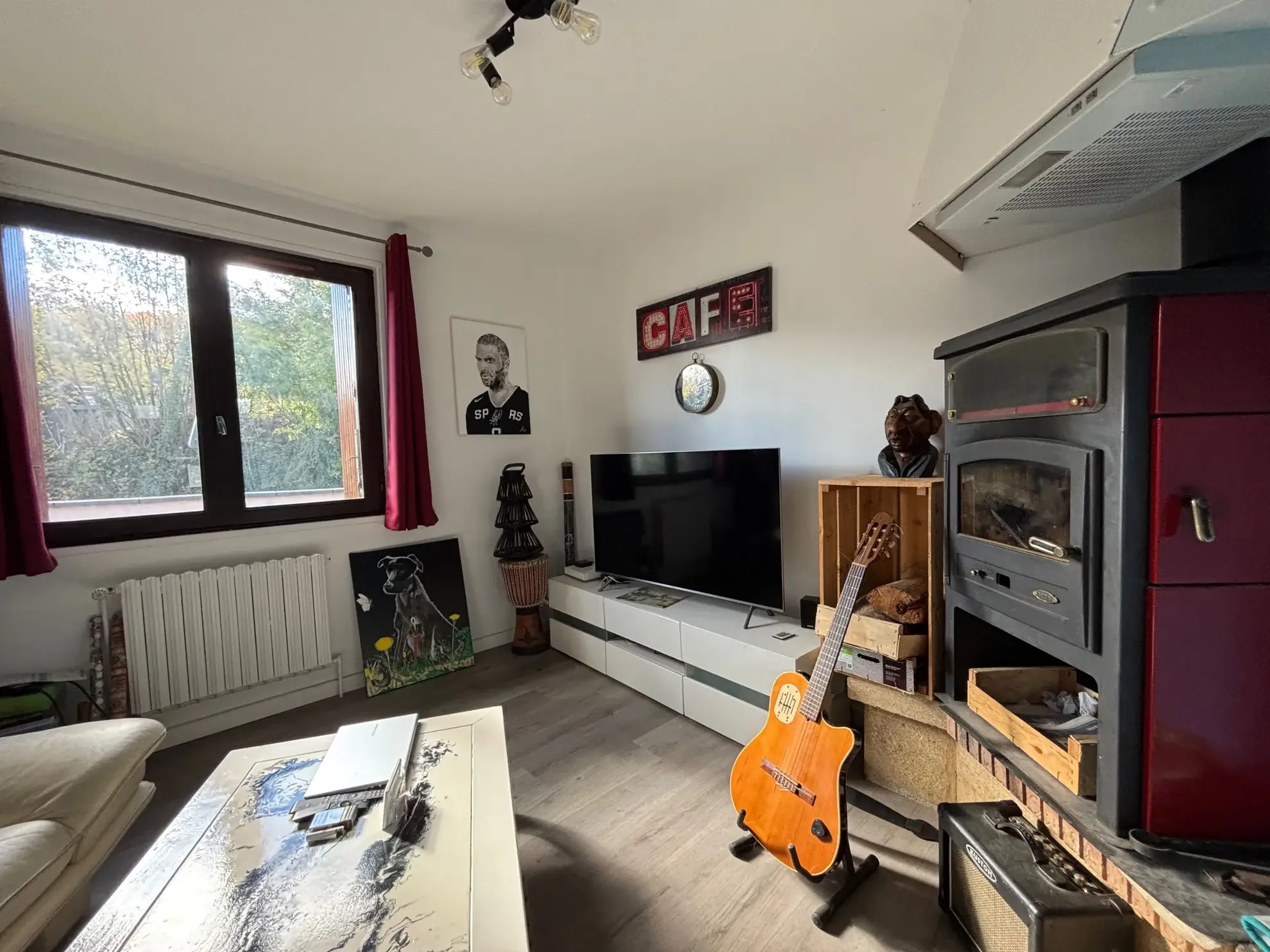 Belle maison familiale de 118 m² à Saint-Étienne Bel Air avec jardin et garage 