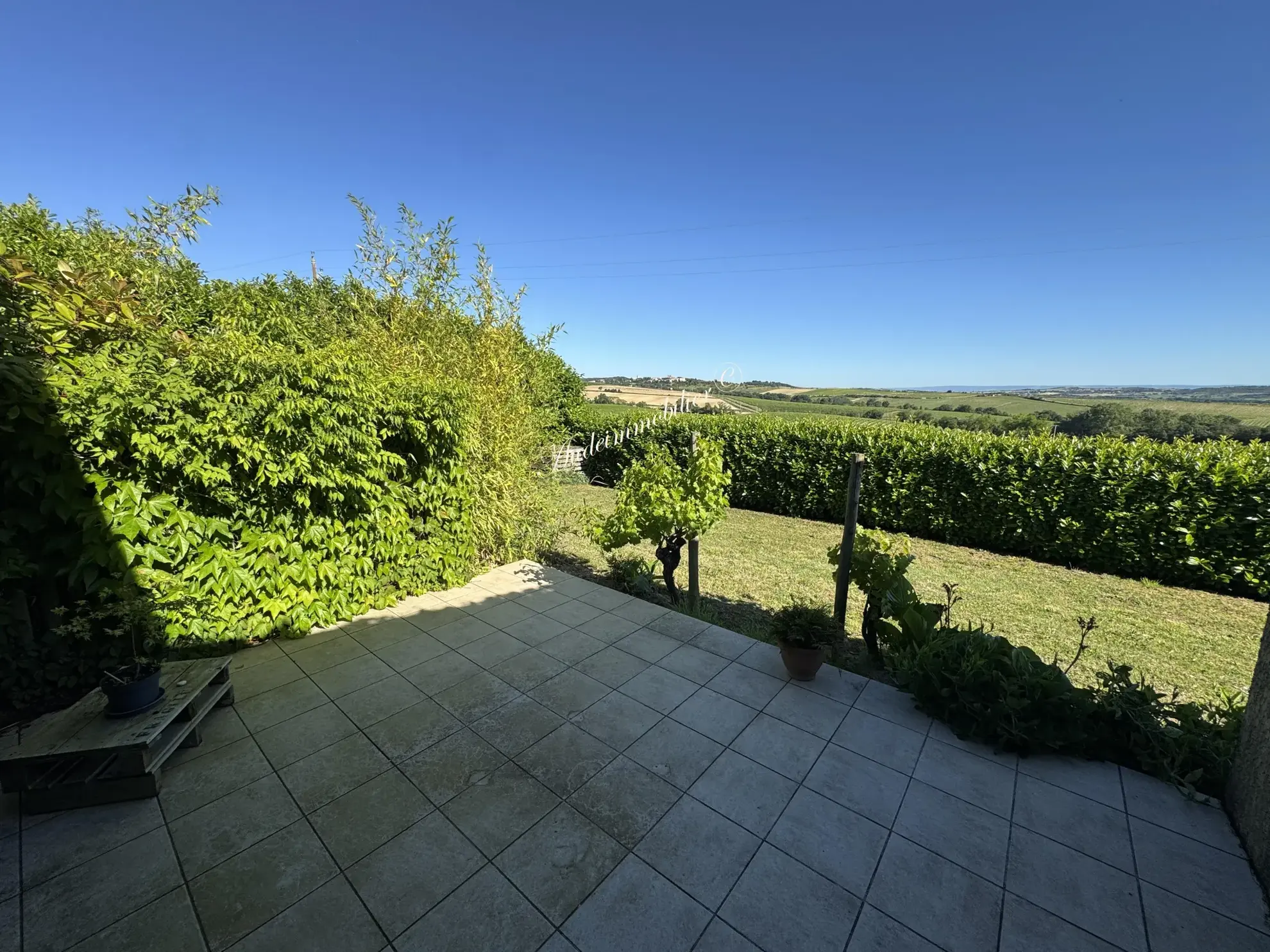 Villa récente de plain-pied avec jardin à Limoux et ses environs 