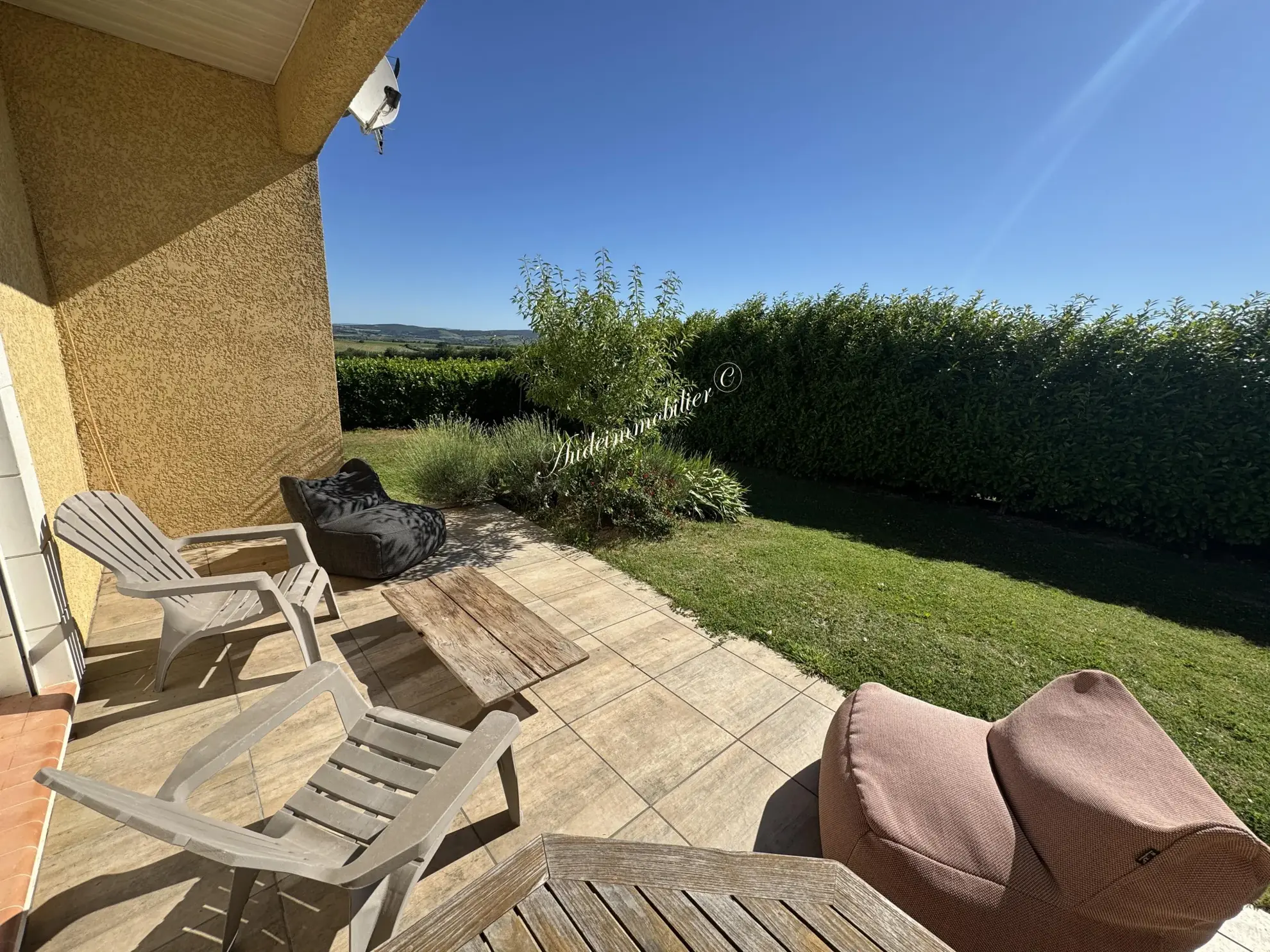 Villa récente de plain-pied avec jardin à Limoux et ses environs 