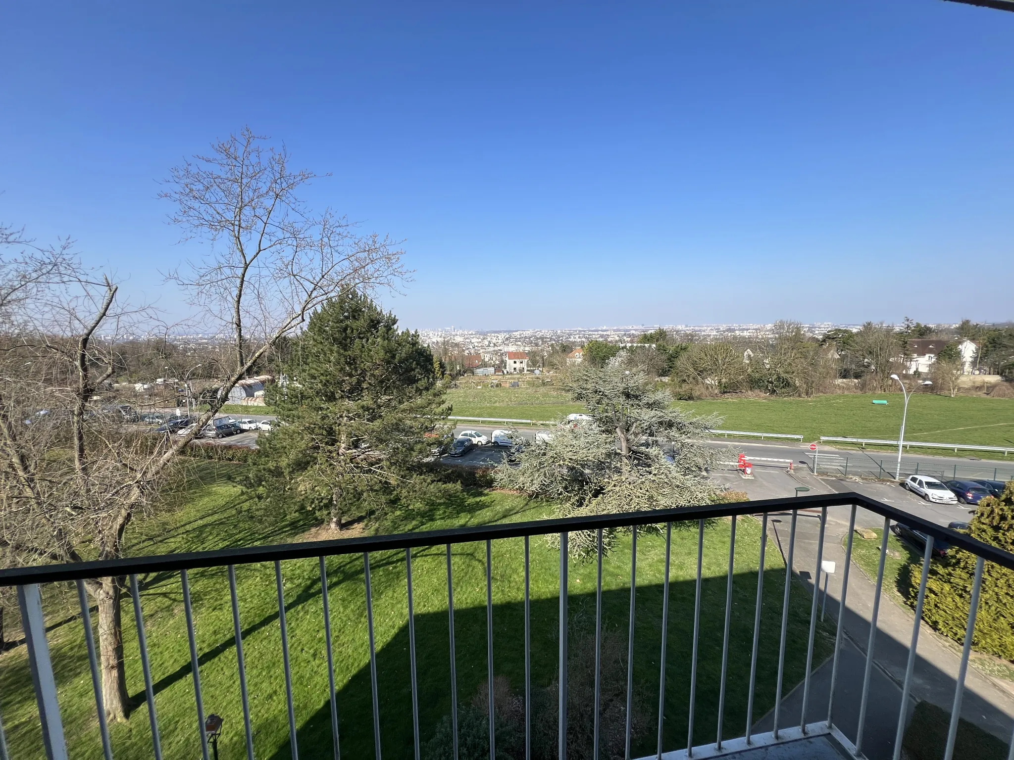 Appartement 4 pièces avec vue sur Paris à Chennevières-sur-Marne 