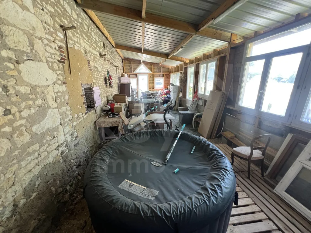 Maison ancienne de 160,5 m² avec jardin à Saint-Maurice-Thizouaille (89110) pour vente 