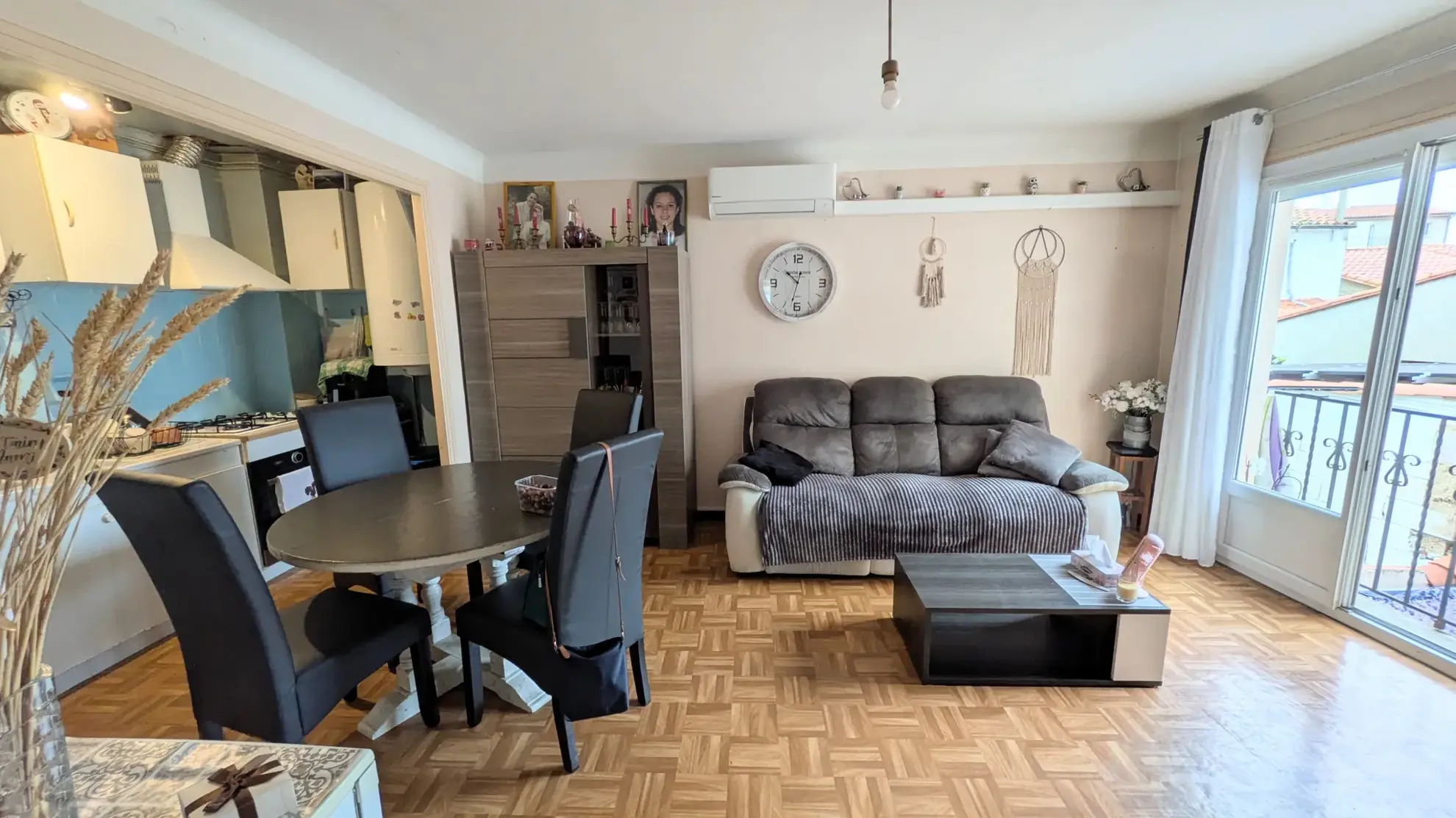 Maison avec deux appartements, dépendance et terrasse à Le Boulou 