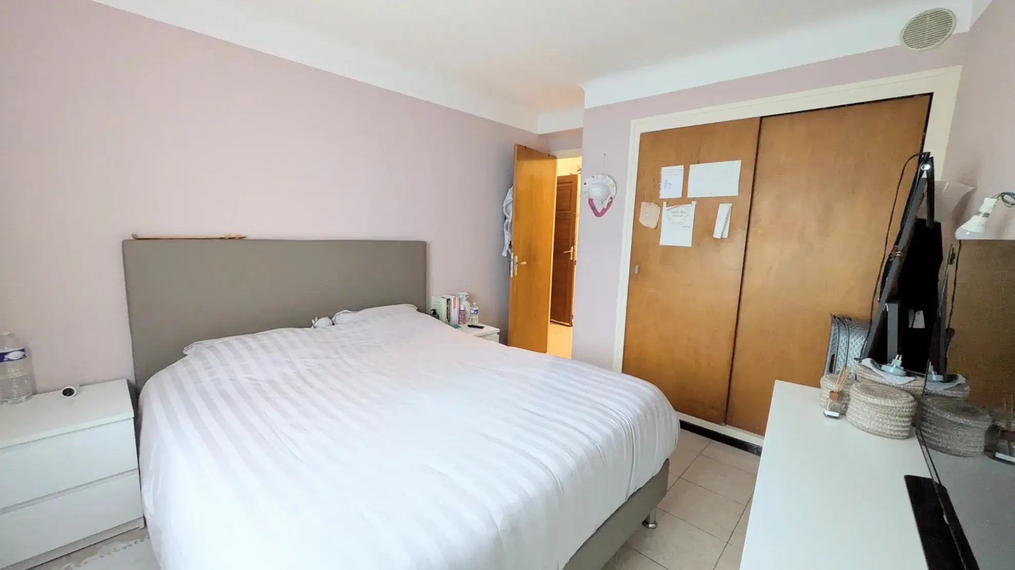 Maison avec deux appartements, dépendance et terrasse à Le Boulou 