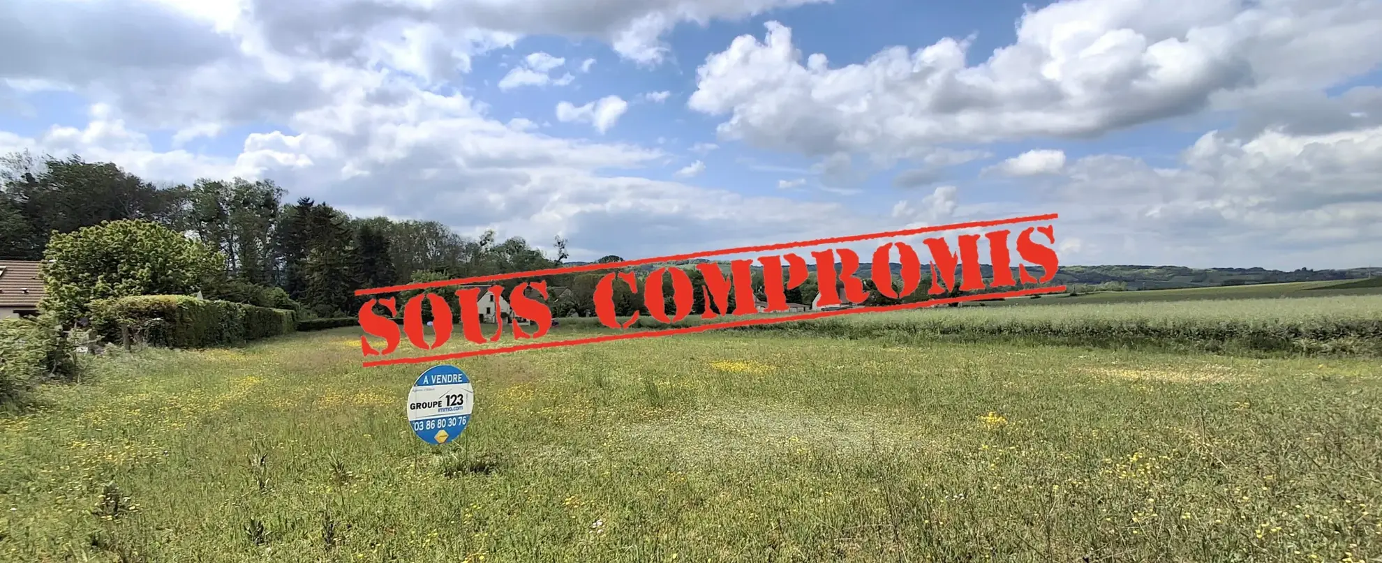 Terrain constructible de 2403 m² à Senan, proche de Joigny