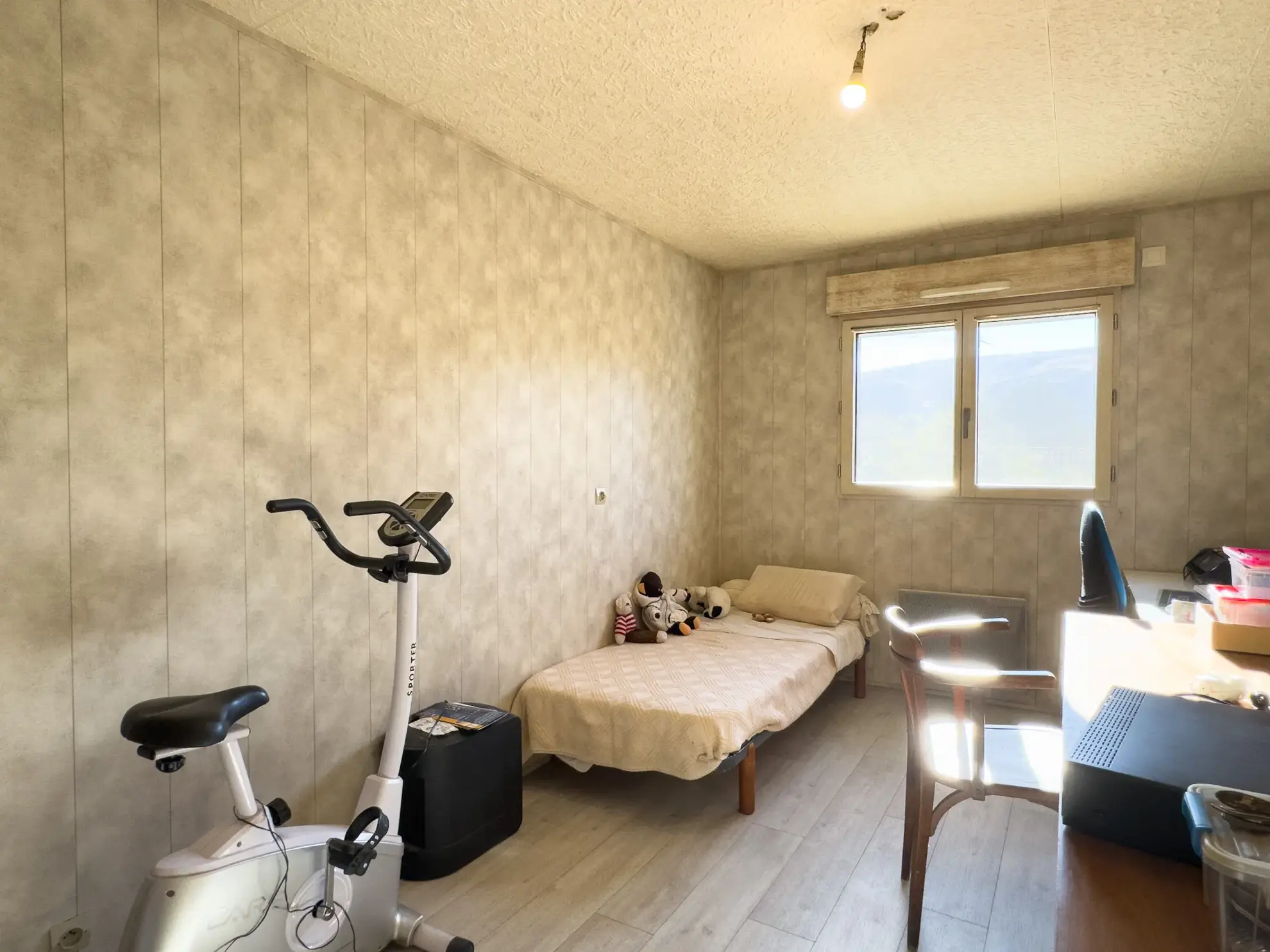 Maison individuelle de 110 m² avec grand terrain à Veyras, Ardèche 