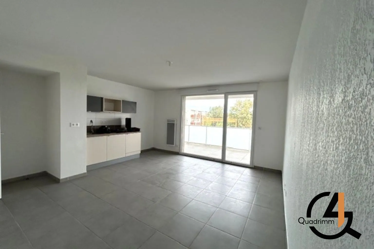 Appartement T3 avec terrasse et parking à Juvignac - Résidence récente