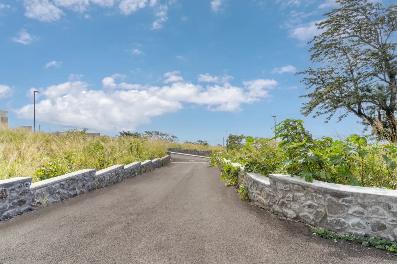 A vendre parcelle de 375 m² à Sainte-Marie dans le lotissement Le Hameau 