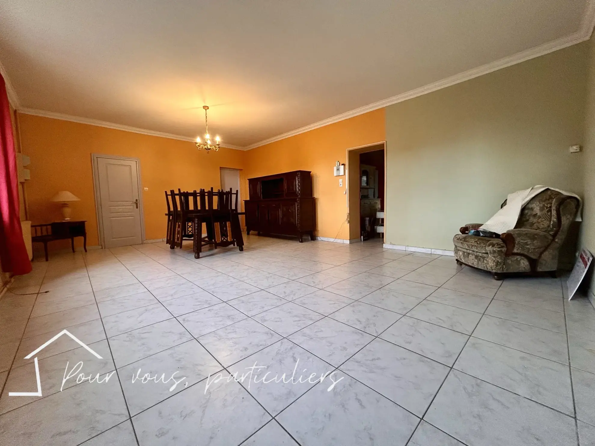 Maison semi-individuelle à vendre à Fressain avec jardin et 3 chambres