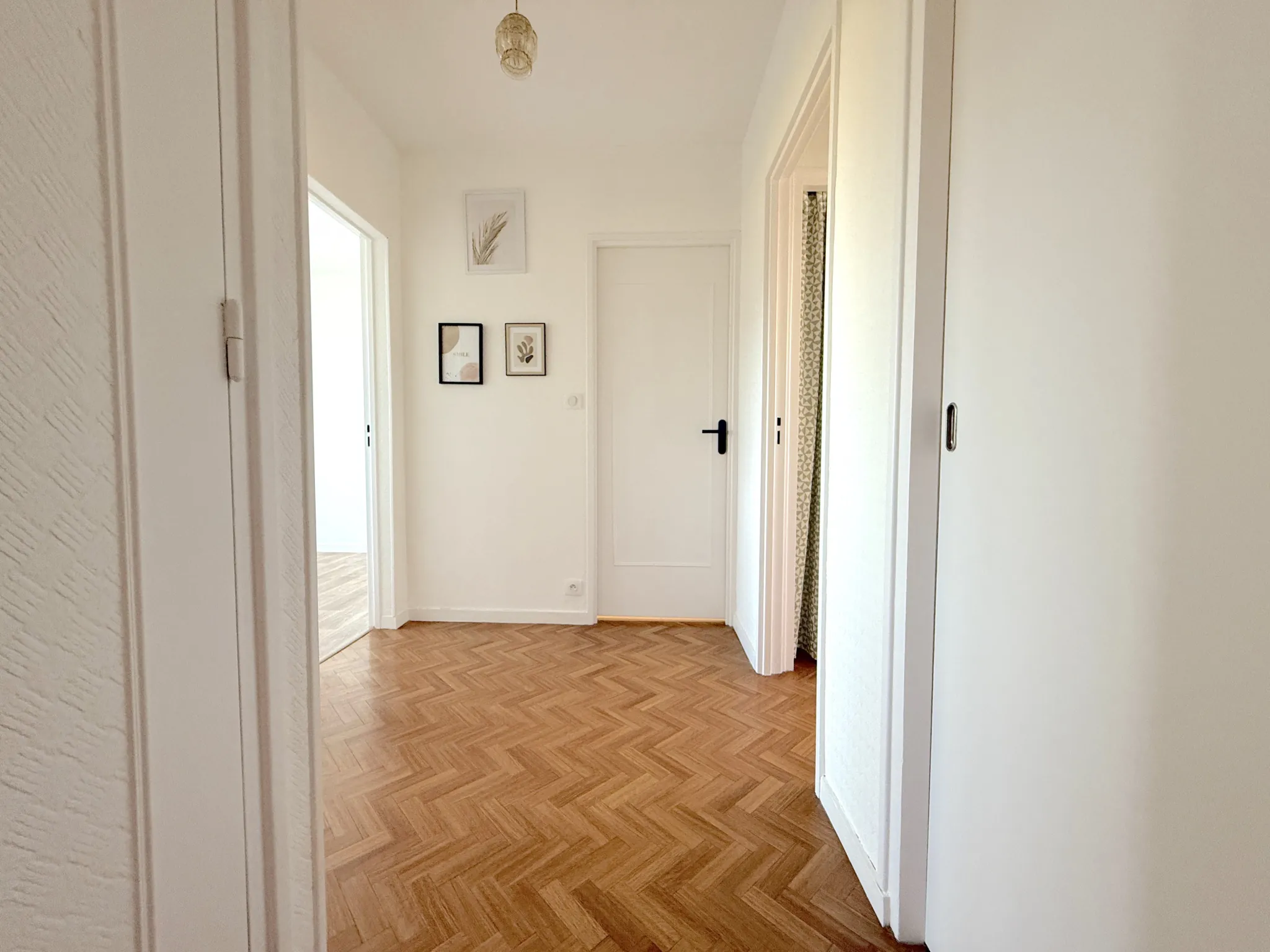 Appartement T4 rénové avec balcon, cave et parking à Nantes - Quartier Beaulieu 