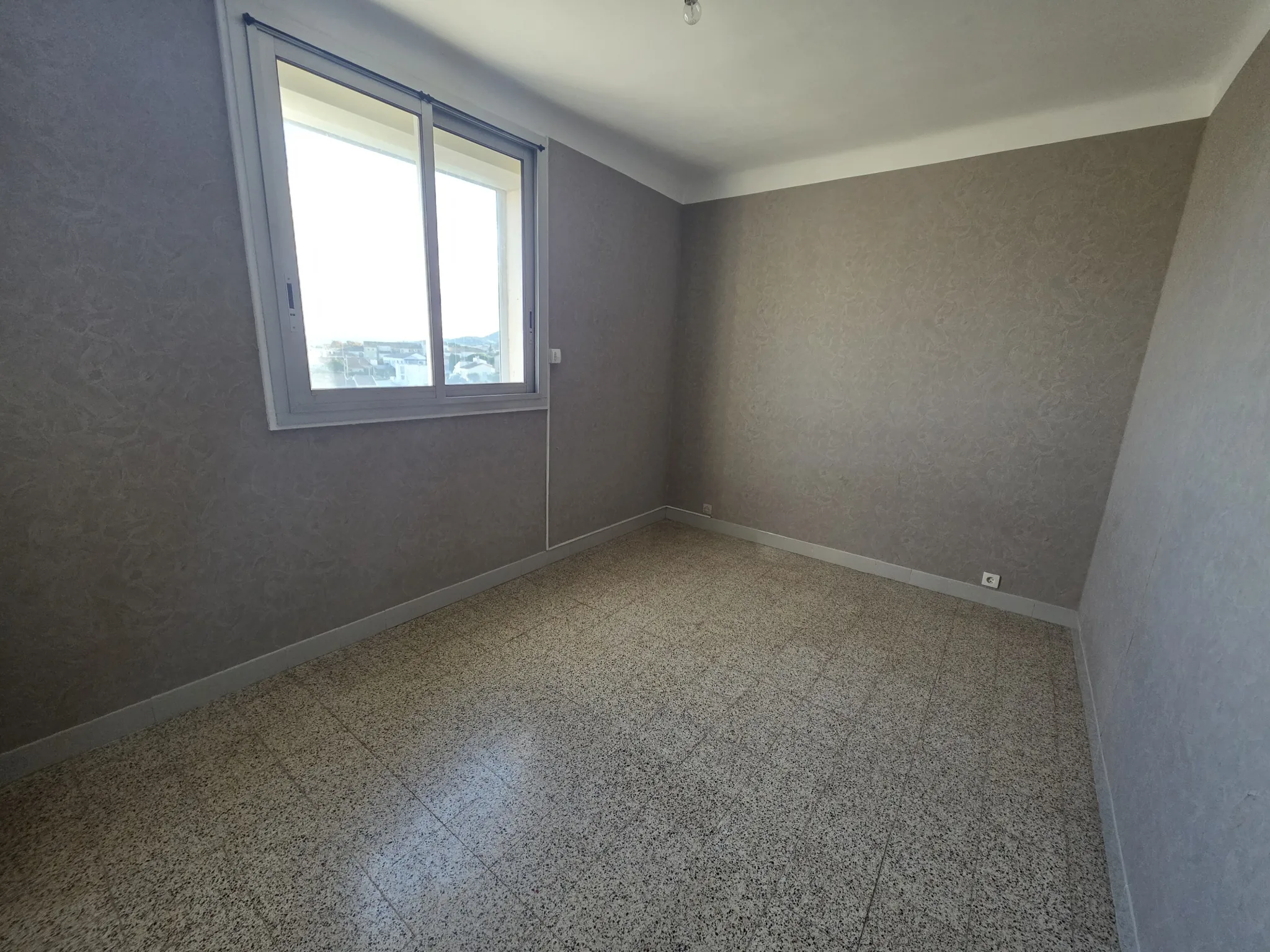 Appartement lumineux de 66,93 m² avec vue sur le canal à Martigues 