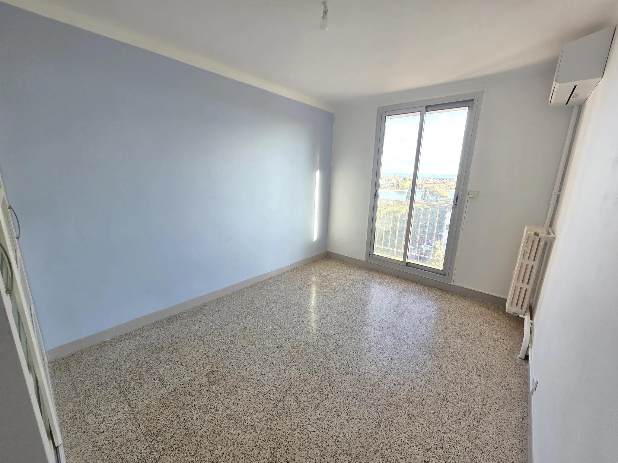 Appartement lumineux de 66,93 m² avec vue sur le canal à Martigues 