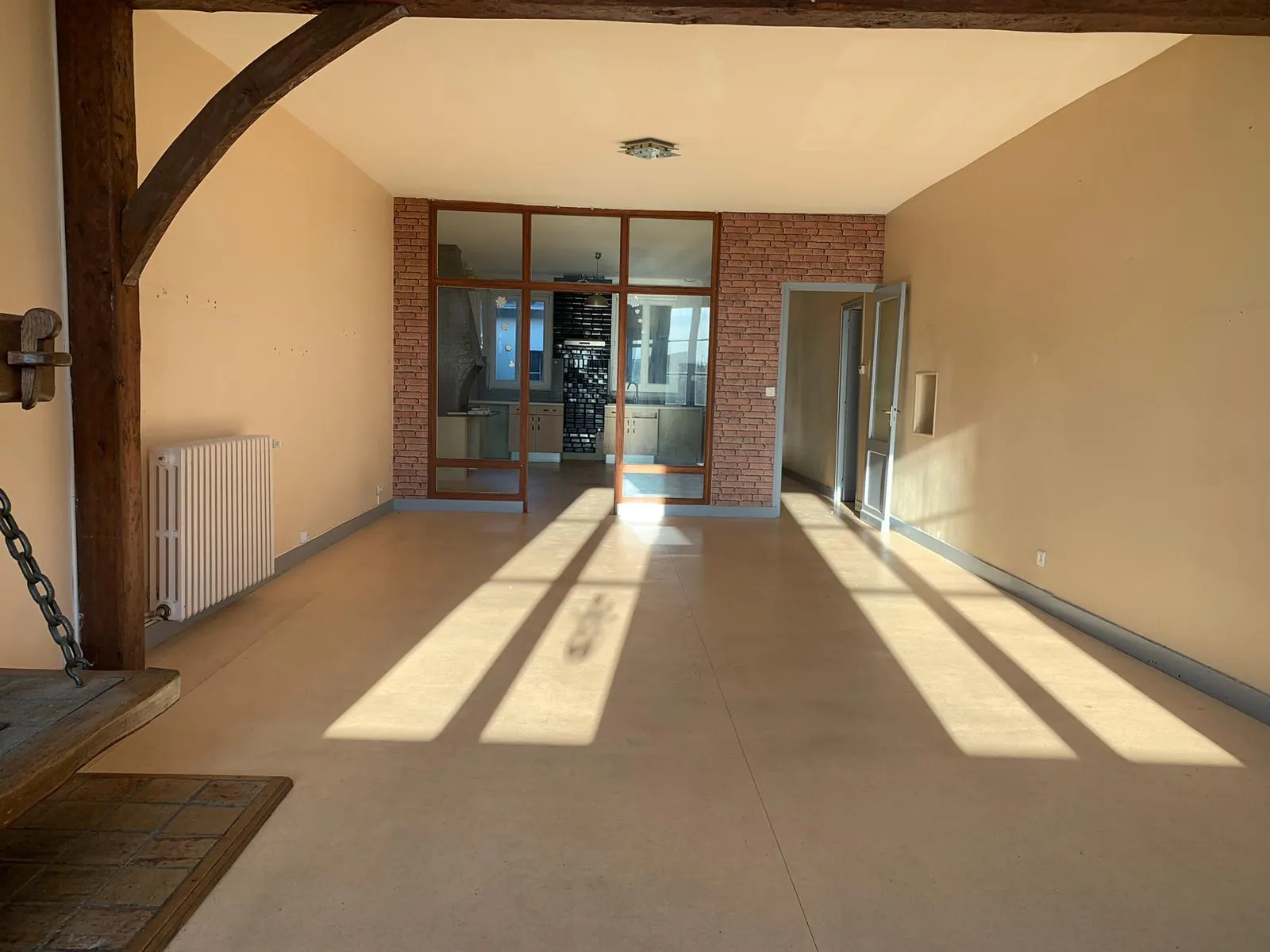 Spacieux appartement de 132 m2 en centre-ville de Sauveterre-de-Guyenne