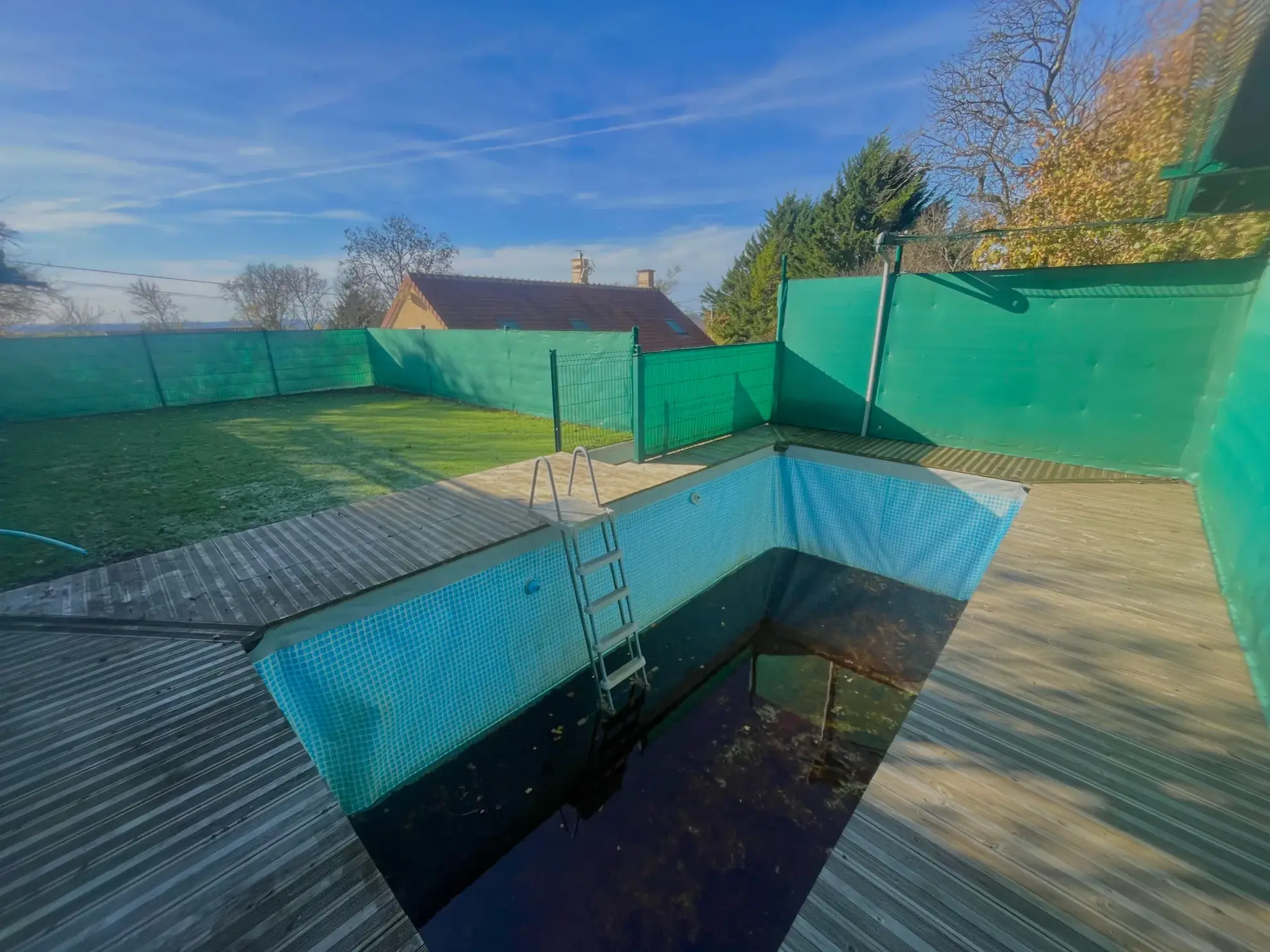 Maison de charme rénovée avec piscine et grand jardin à Taingy 